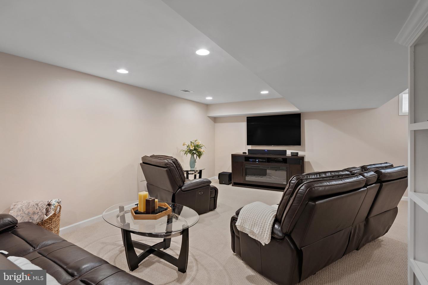 7823 Farmstone Ct
