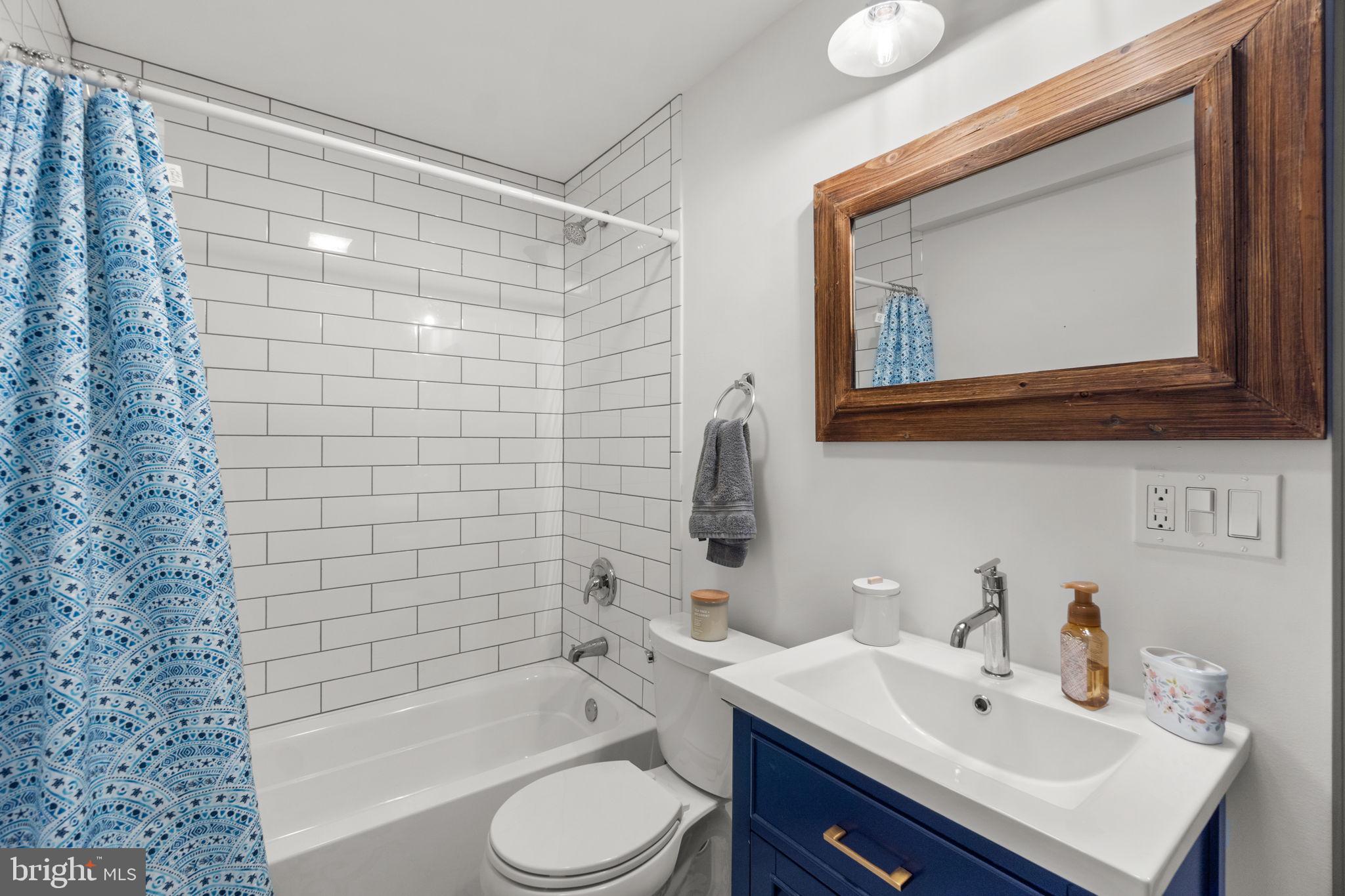 1737 Cattail Woods Ln