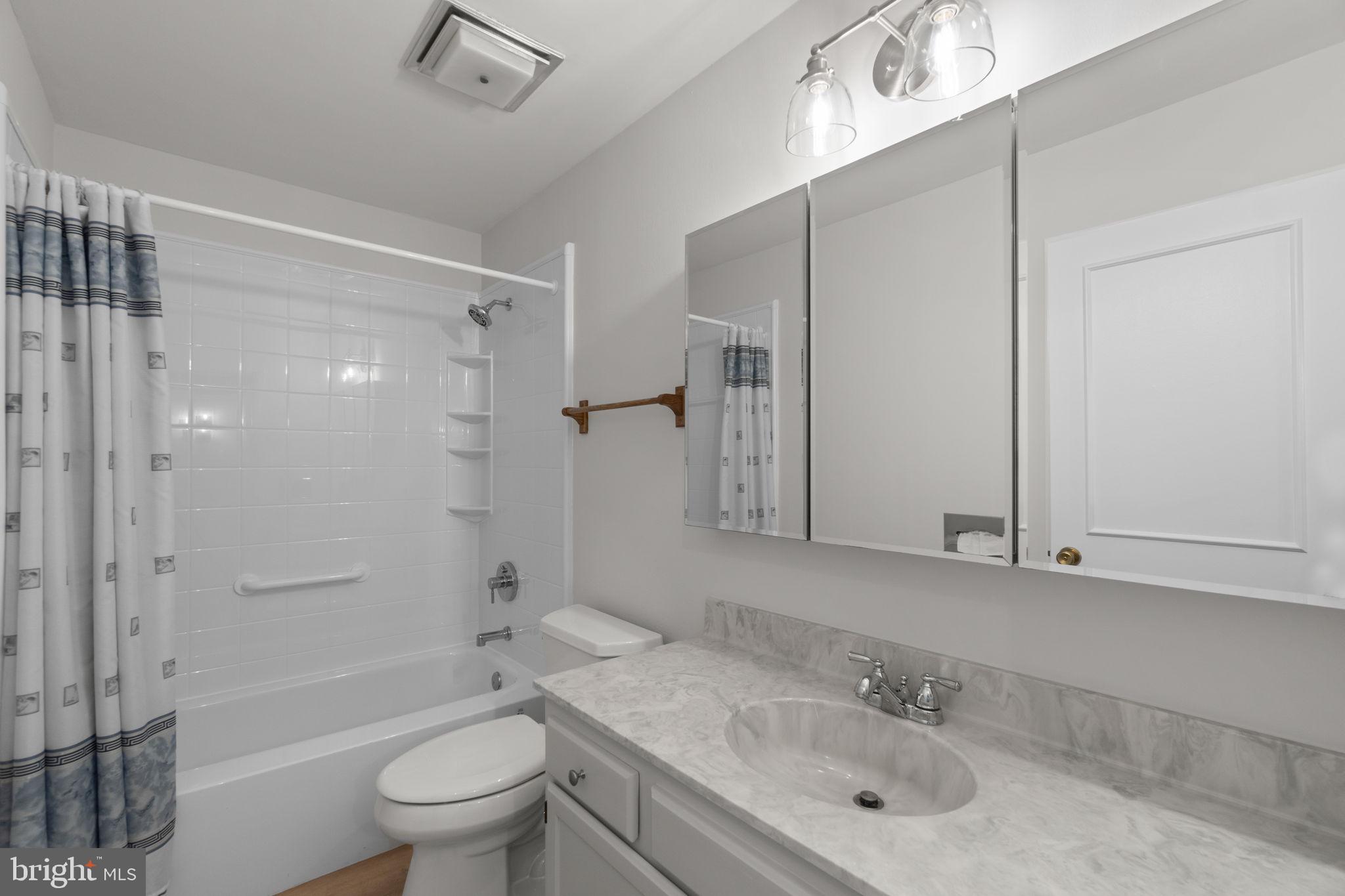 12605 Howard Lodge Dr