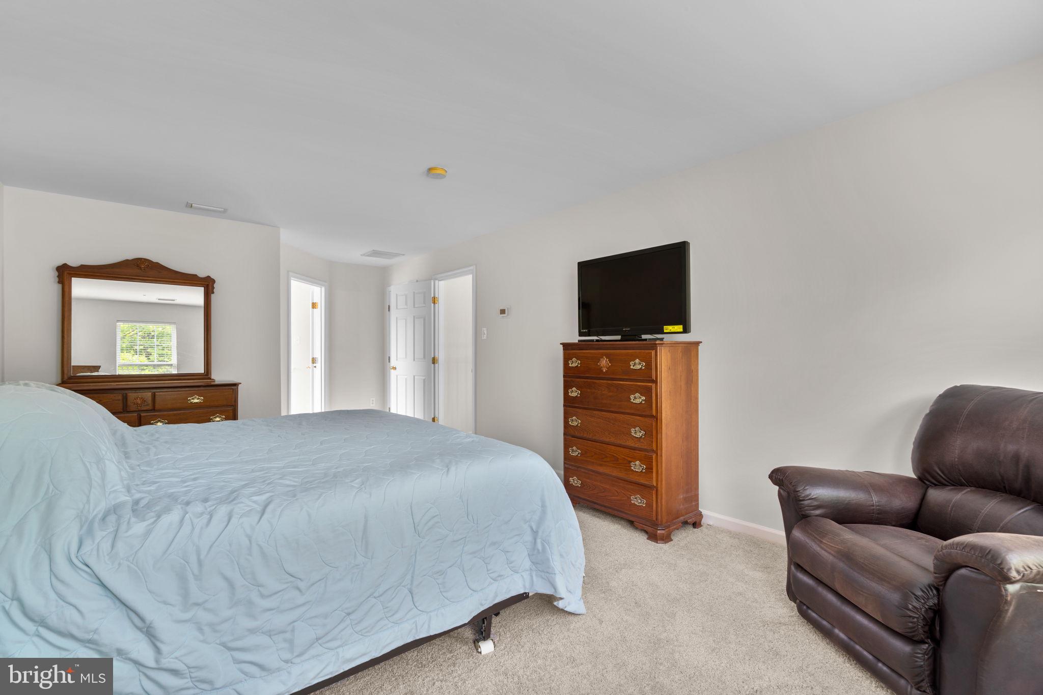 11221 Chaucers Ridge Ct