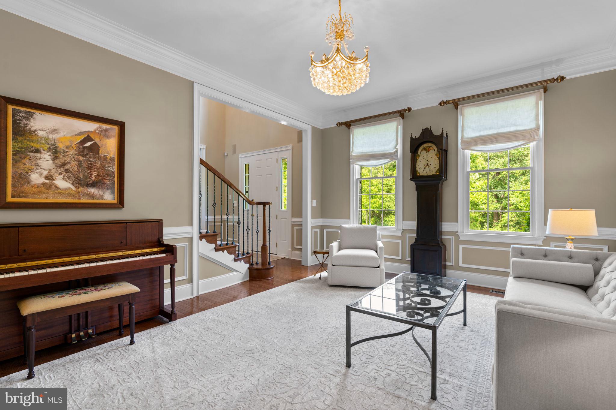 4935 Valley View Overlook