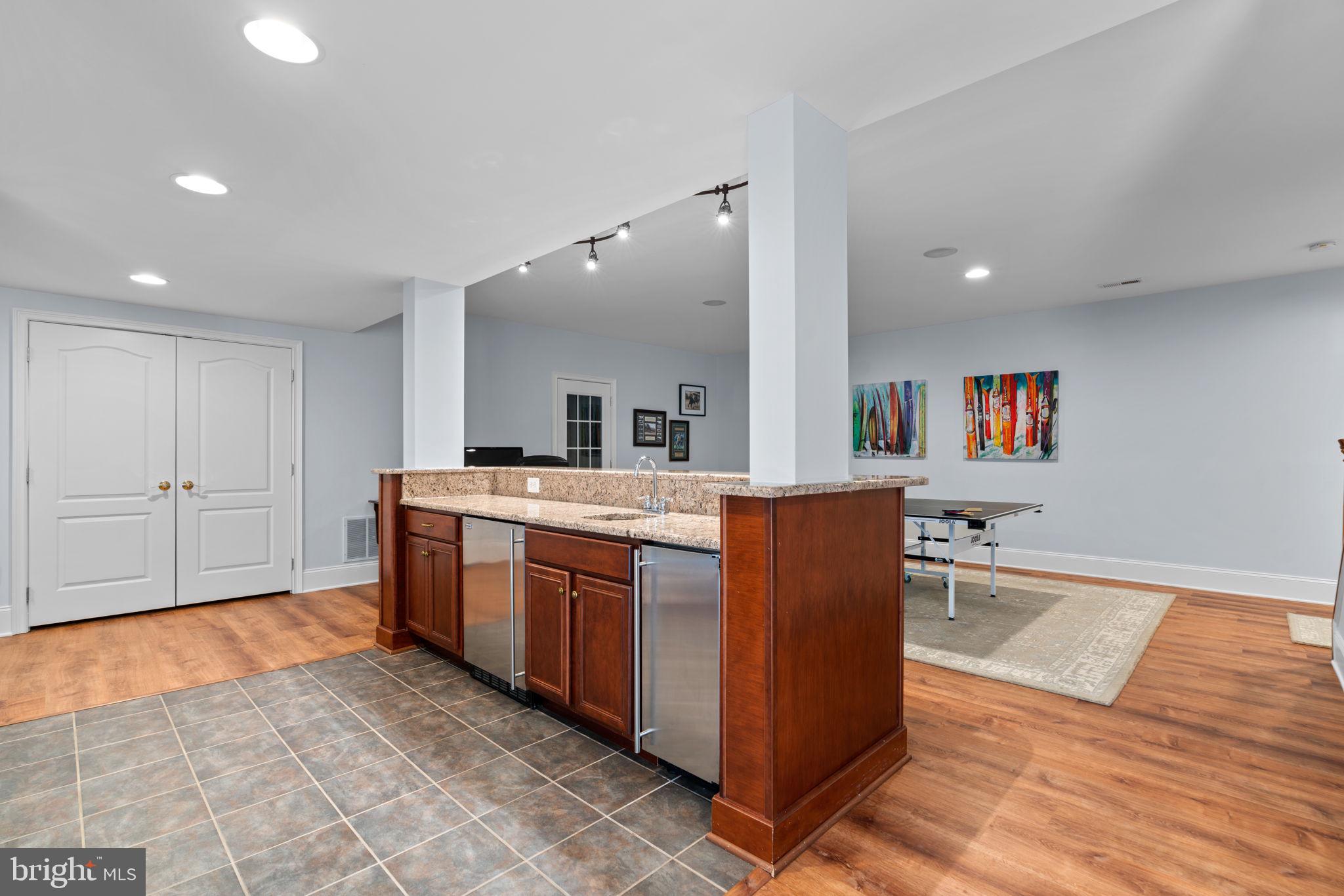 4935 Valley View Overlook