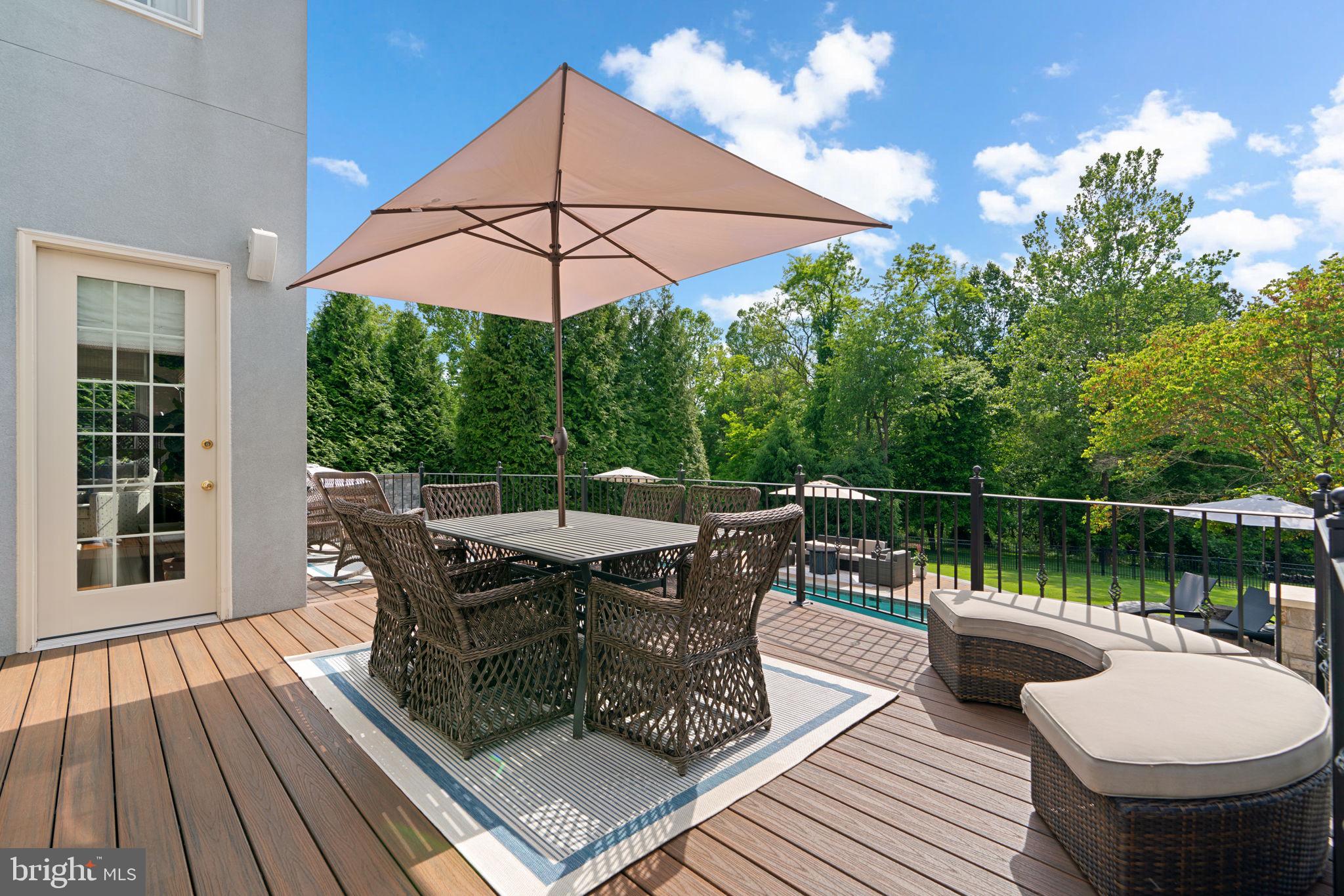 4935 Valley View Overlook