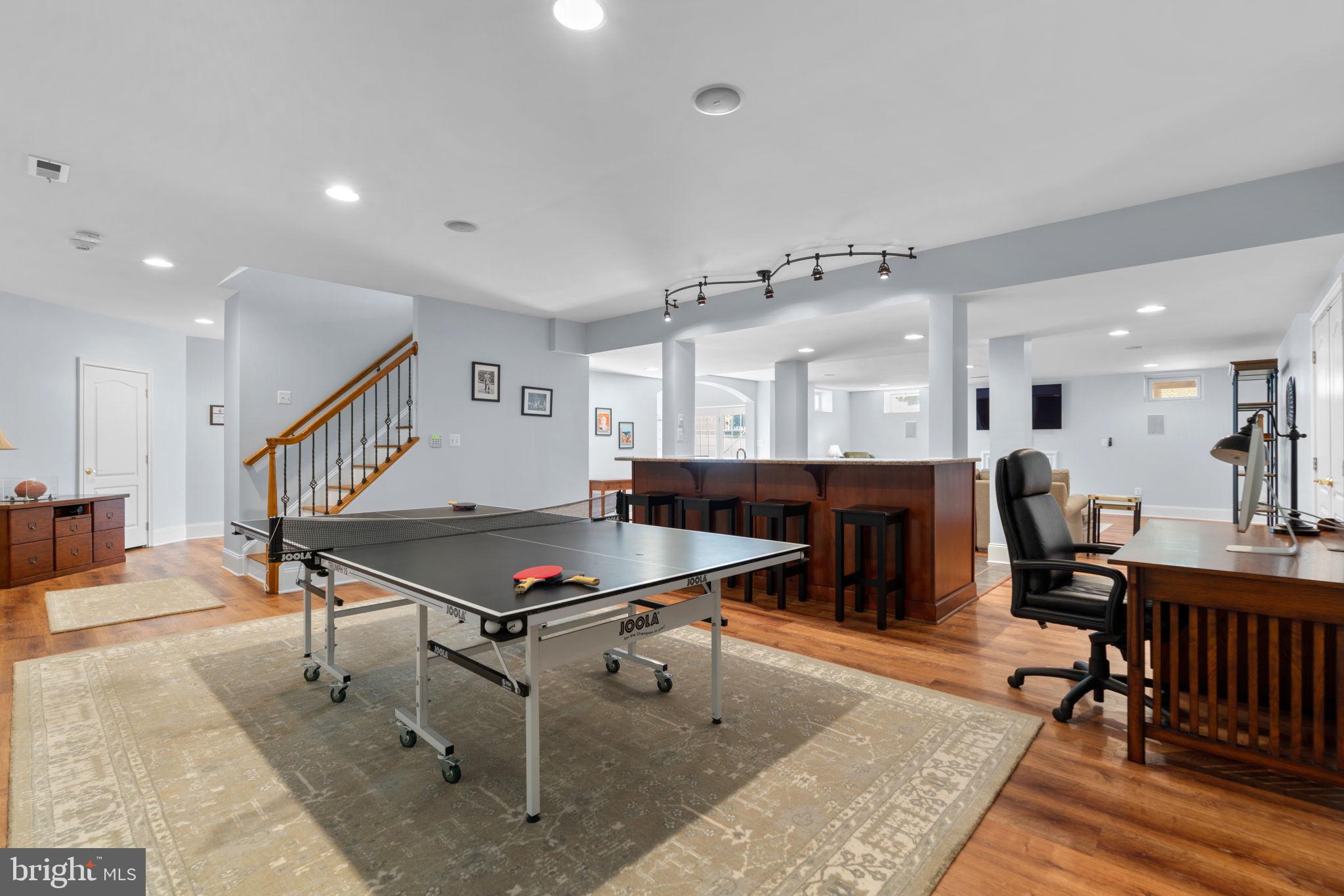 4935 Valley View Overlook