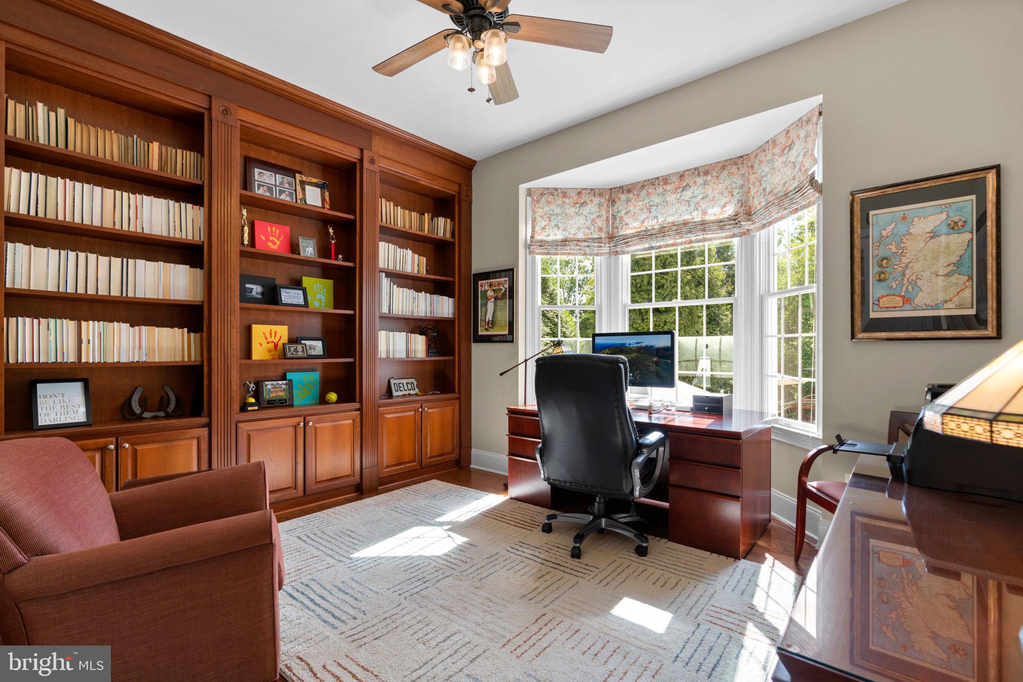 4935 Valley View Overlook