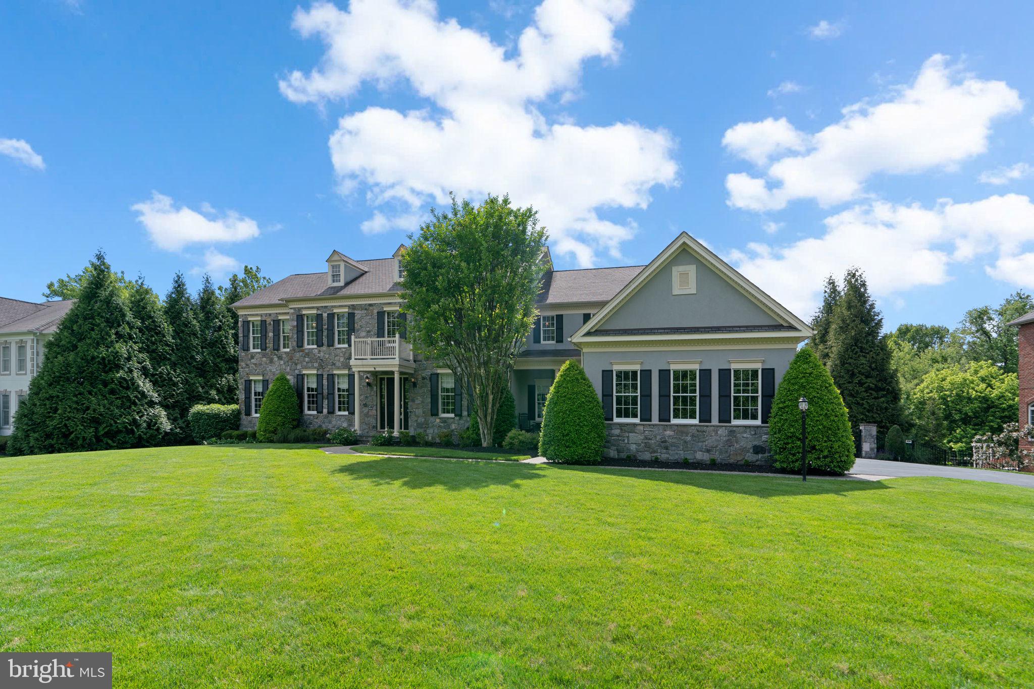 4935 Valley View Overlook