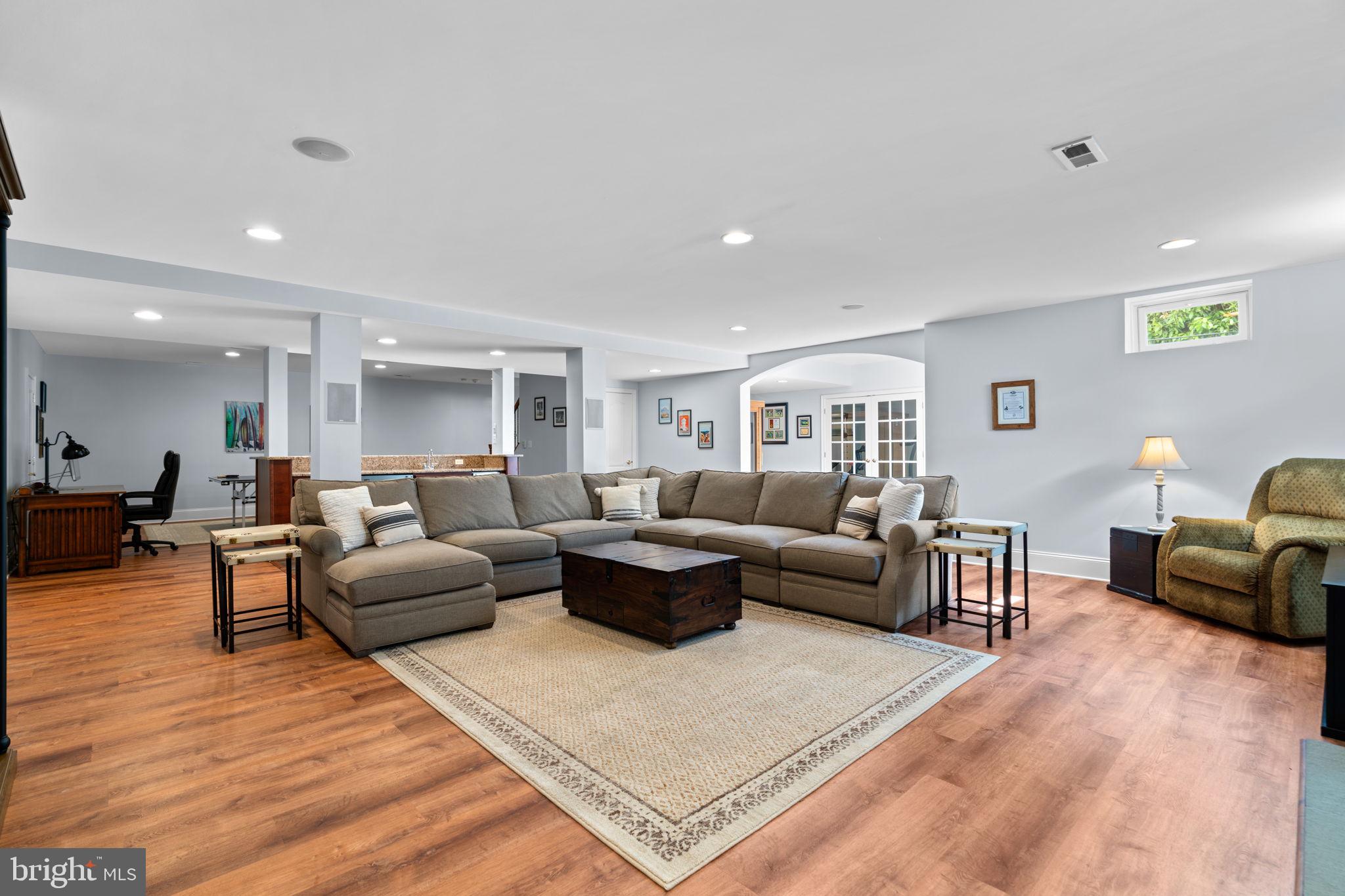 4935 Valley View Overlook