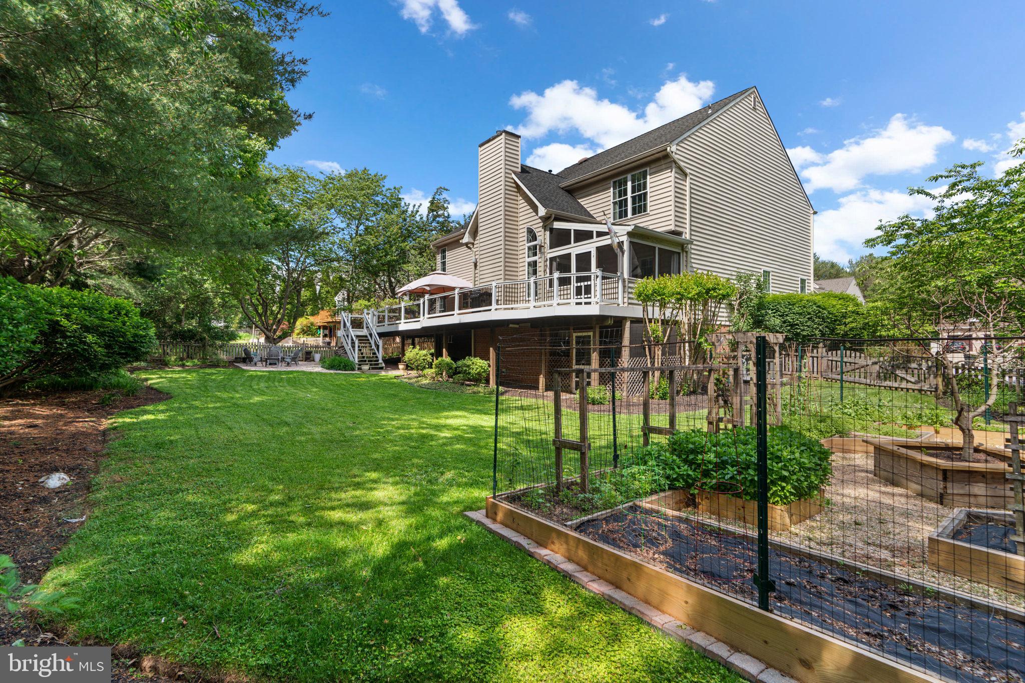 5120 Wellinghall Way