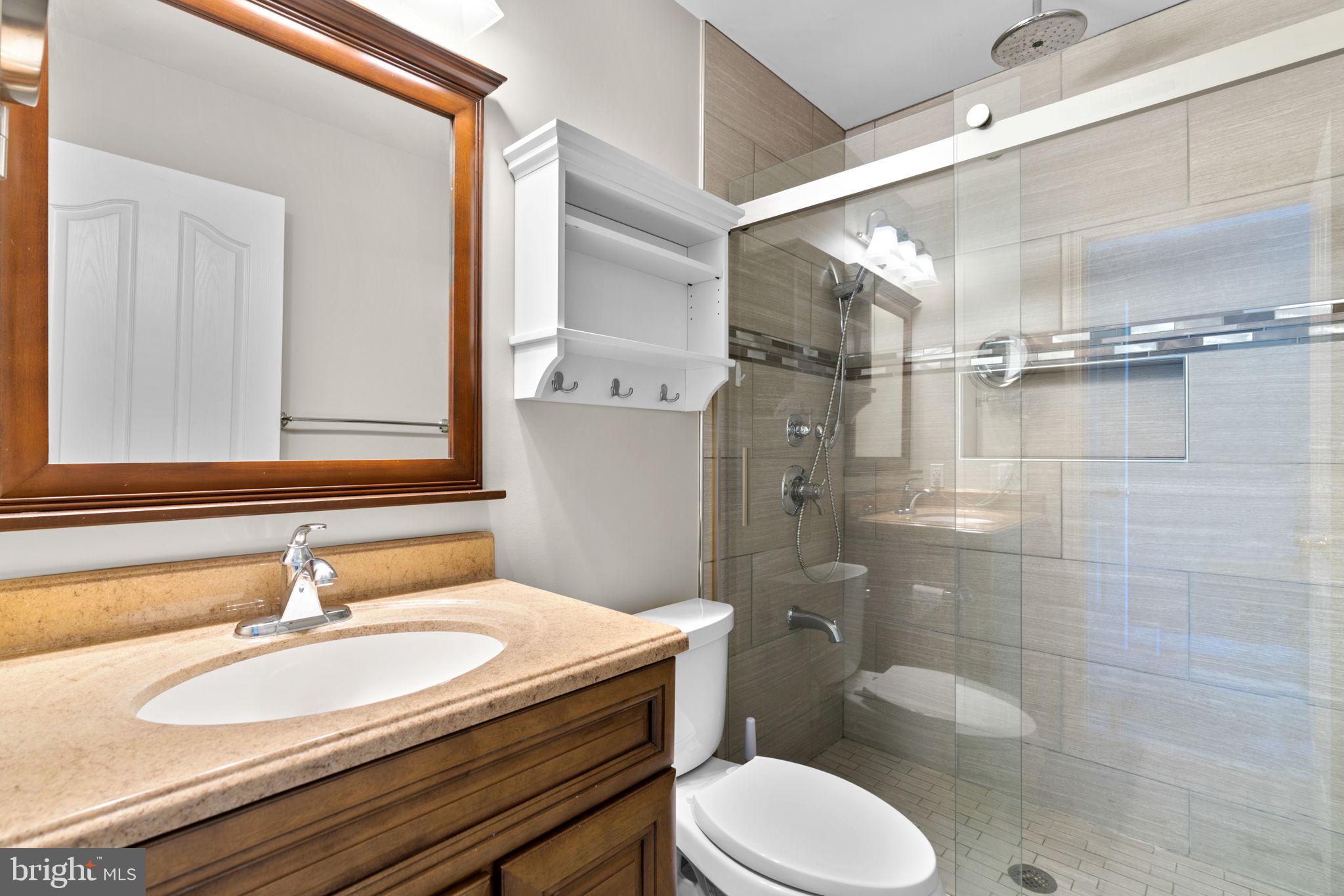 5120 Wellinghall Way