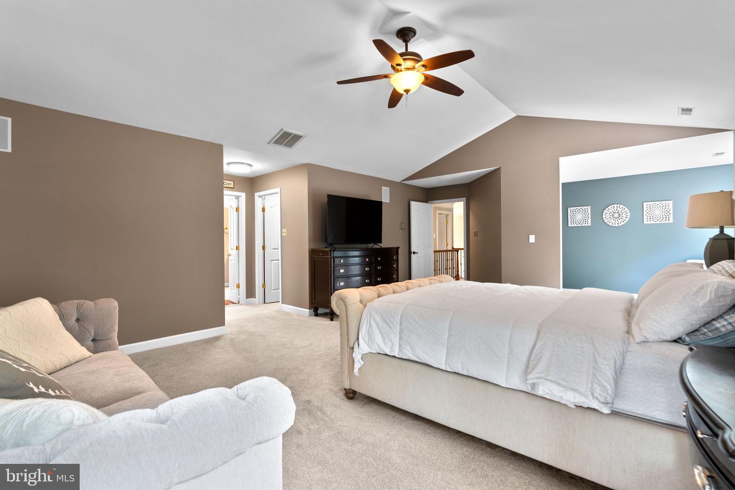 5120 Wellinghall Way