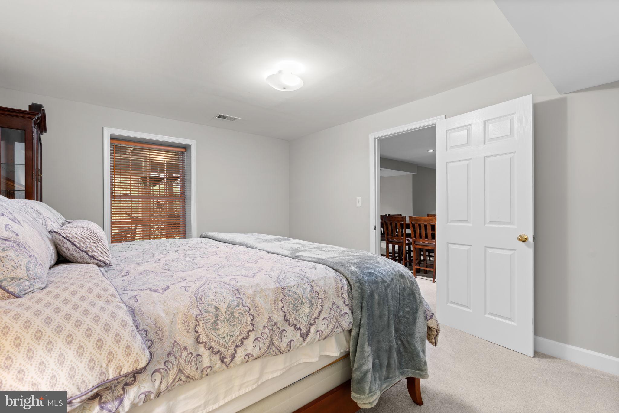 5120 Wellinghall Way