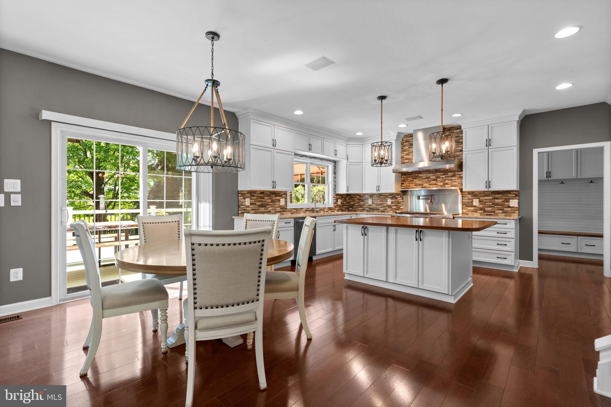 5120 Wellinghall Way