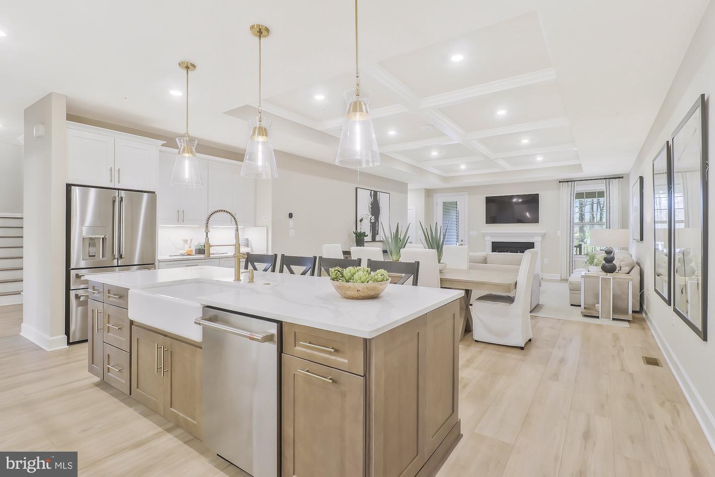 12153 Nicolar Dr