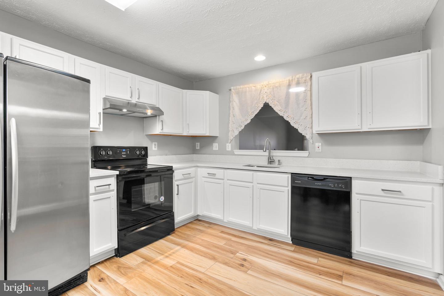 8839 Hawthorne Ct
