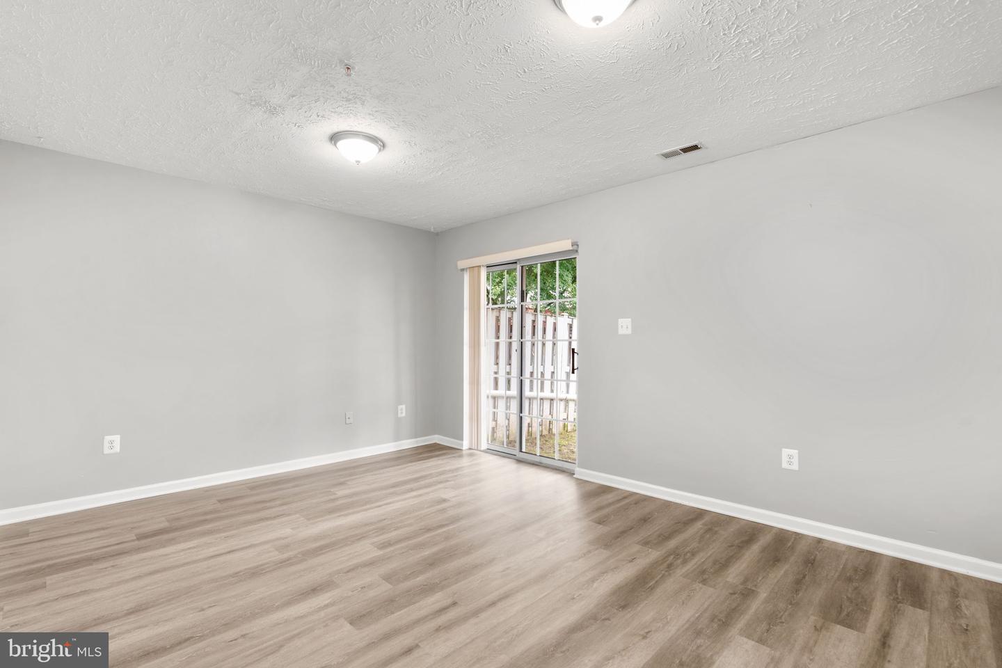8839 Hawthorne Ct