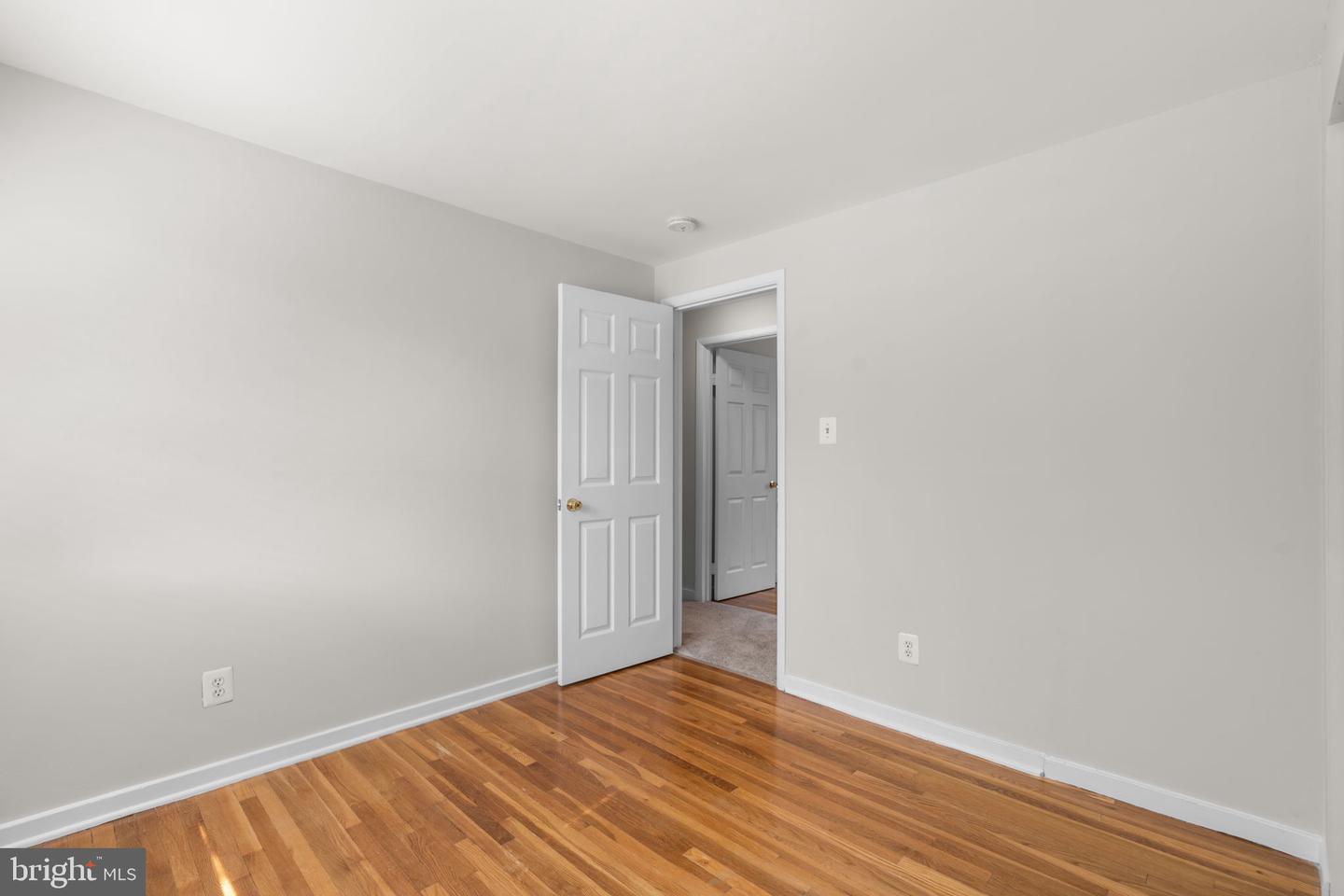 5029 Three Kings Ln