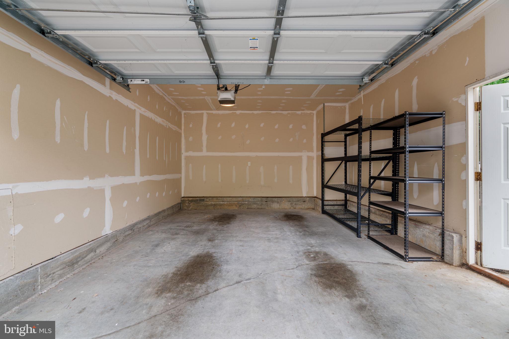 2520 Kensington Gdns #403