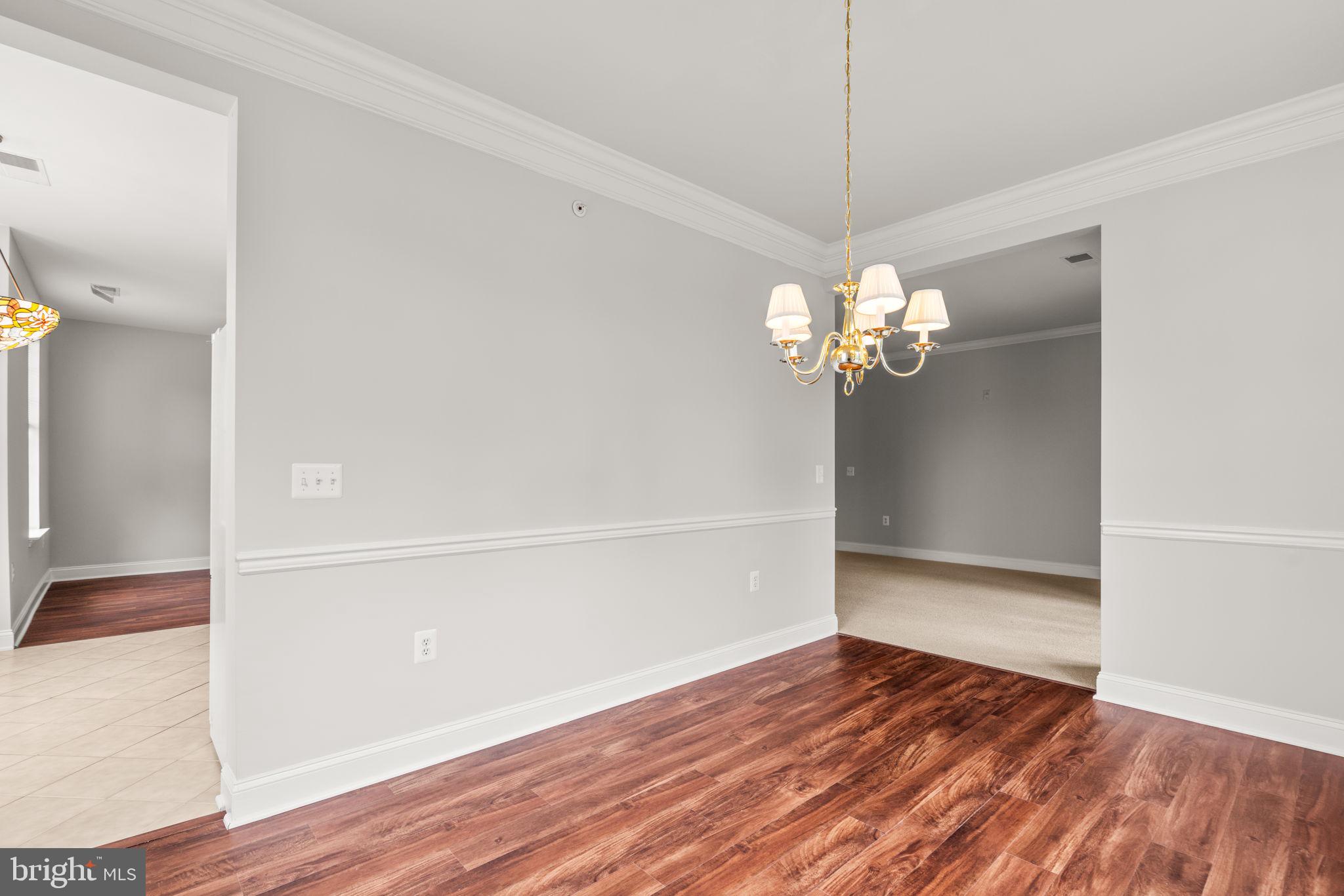 2520 Kensington Gdns #403