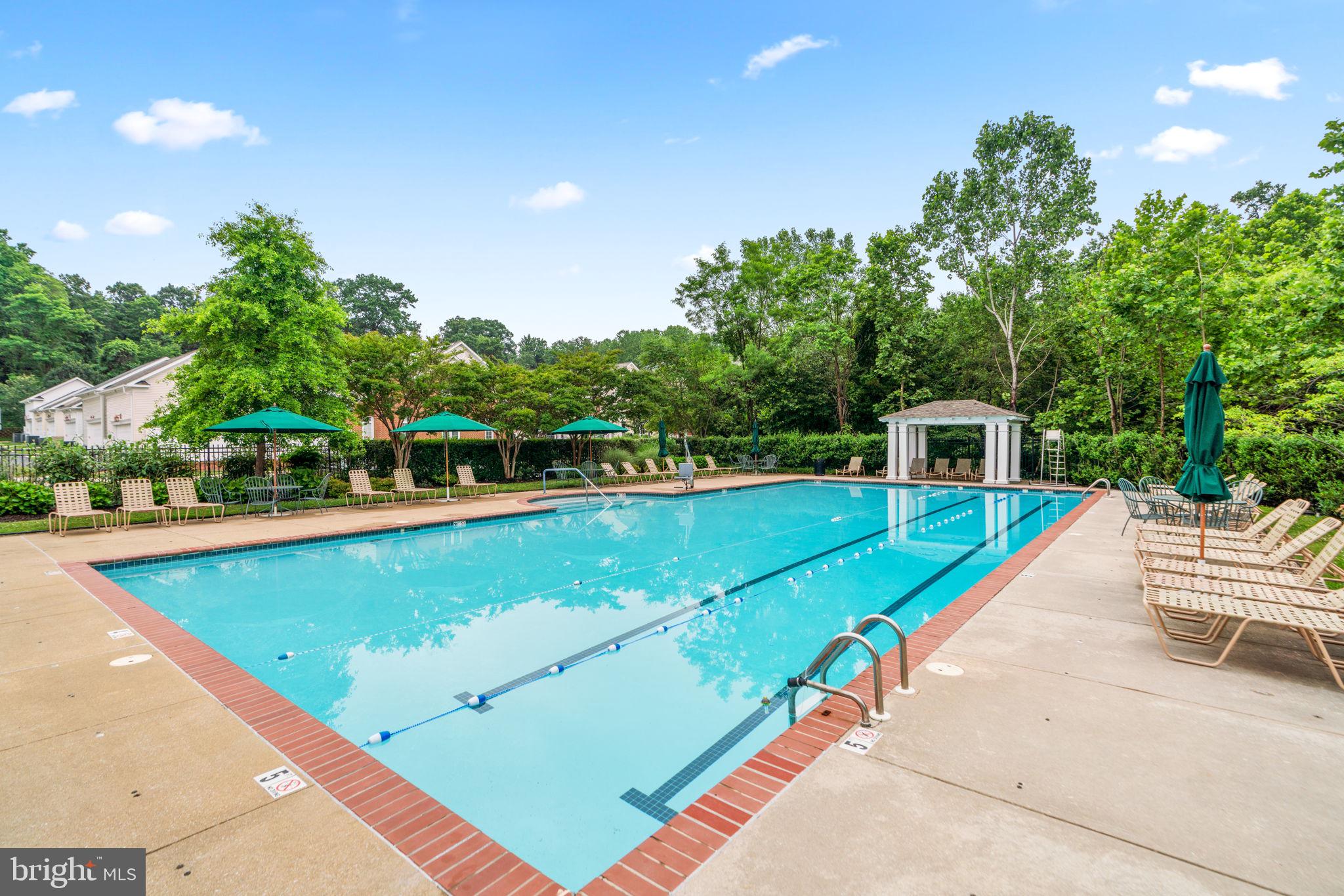 2520 Kensington Gdns #403