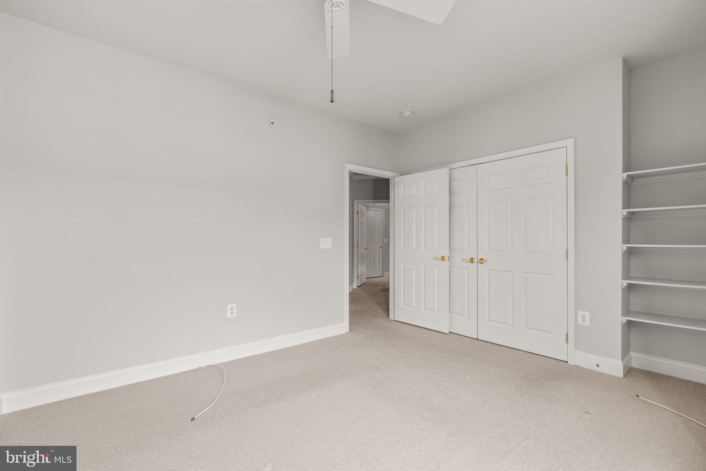 2520 Kensington Gdns #403