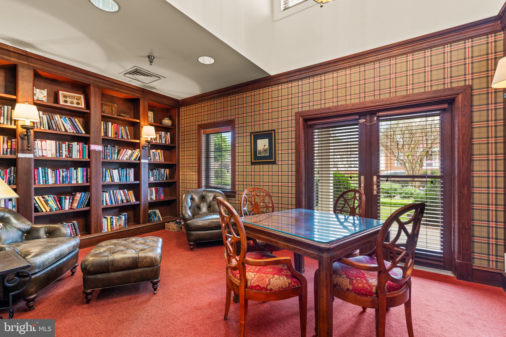 2520 Kensington Gdns #403