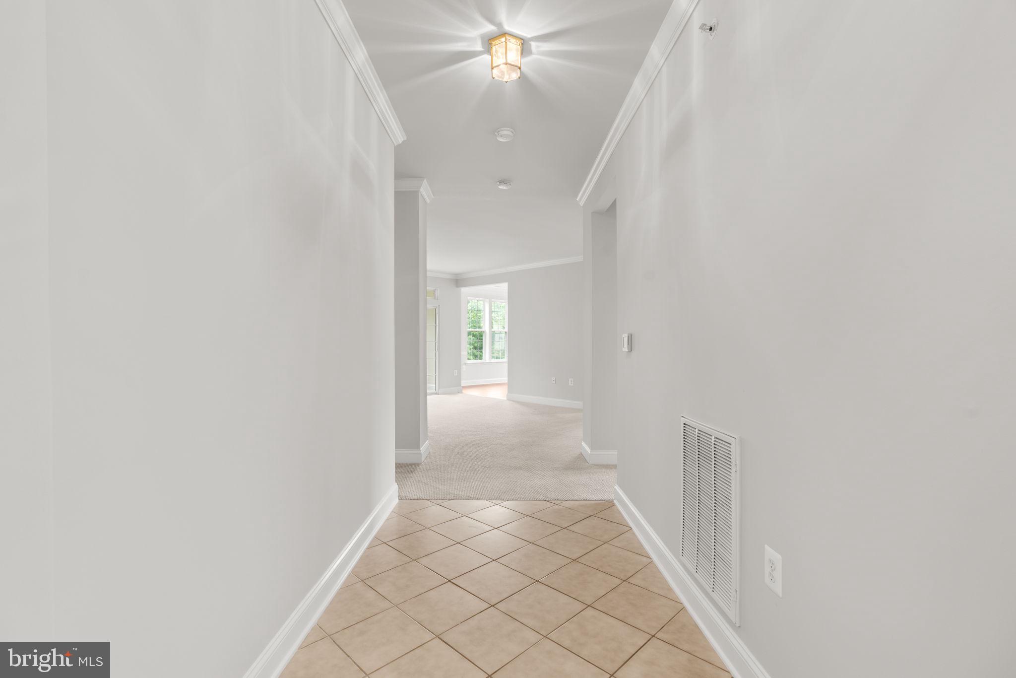 2520 Kensington Gdns #403