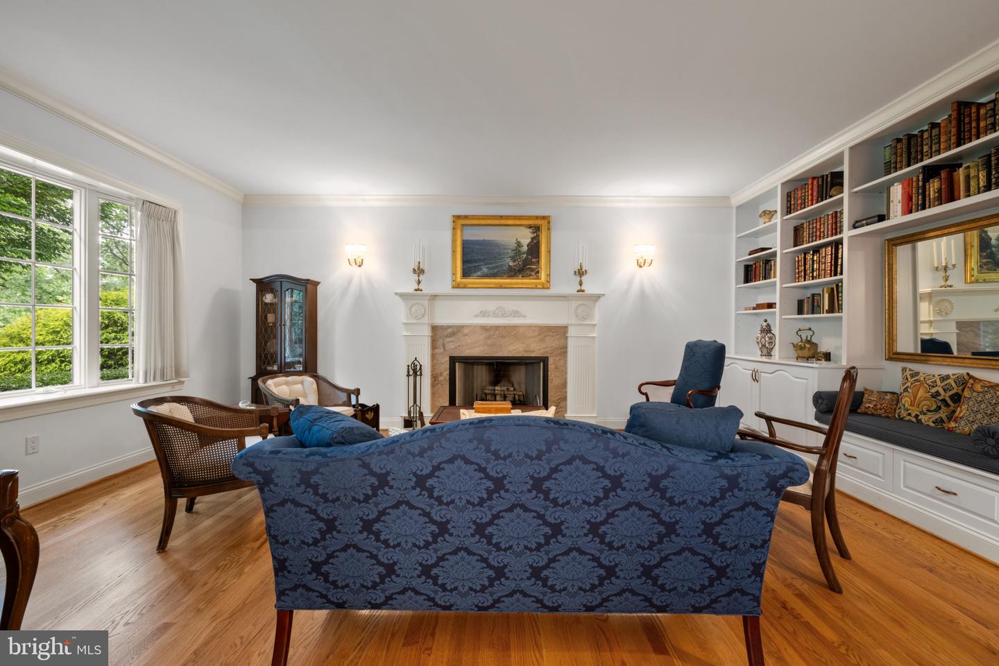 3106 Old Oak Dr