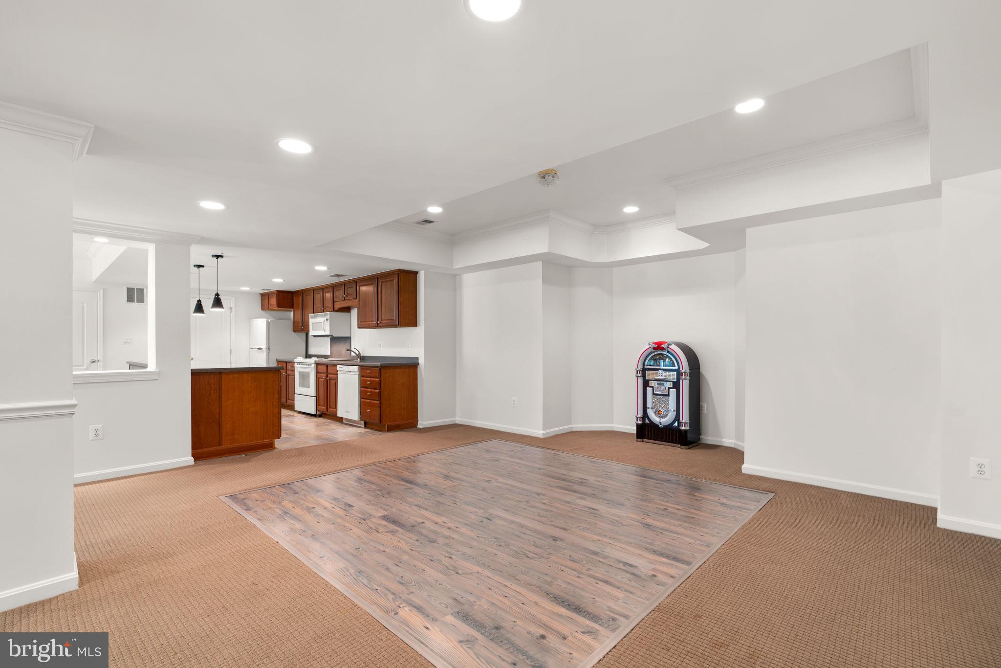 3081 Emerald Valley Rd