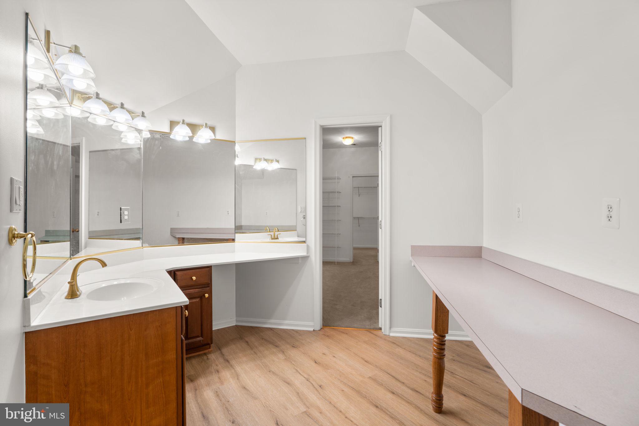 3081 Emerald Valley Rd