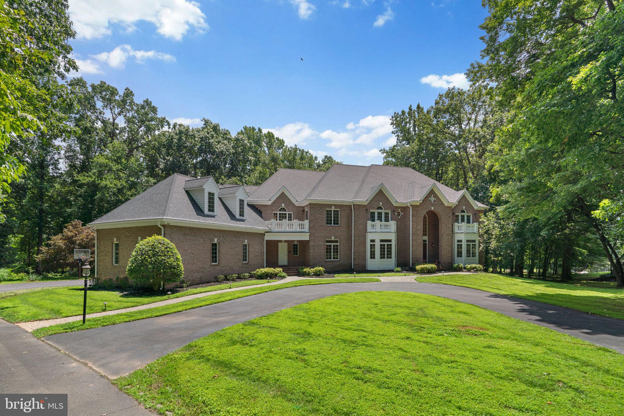 3081 Emerald Valley Rd