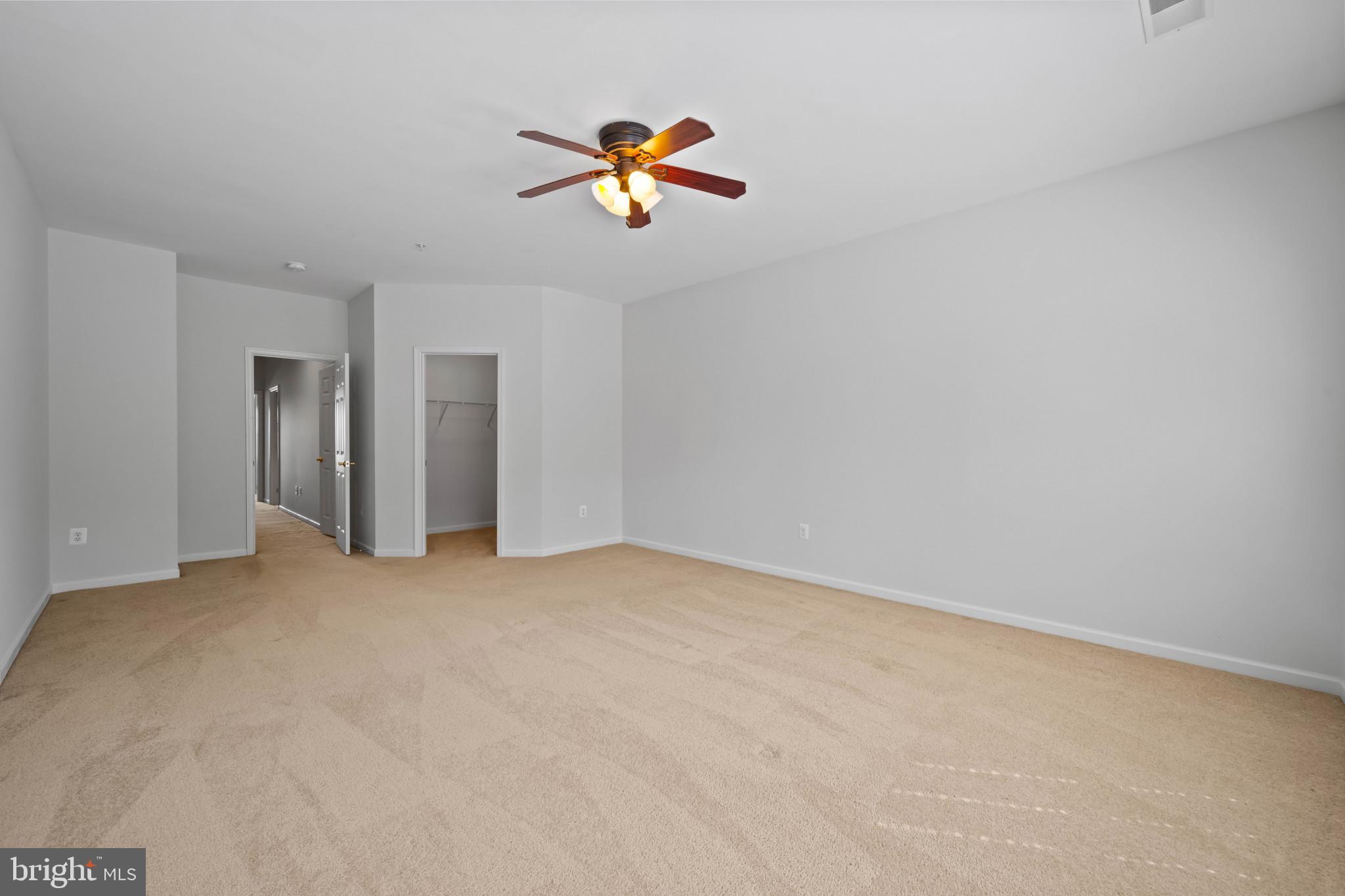 3025 Homeland Way #118