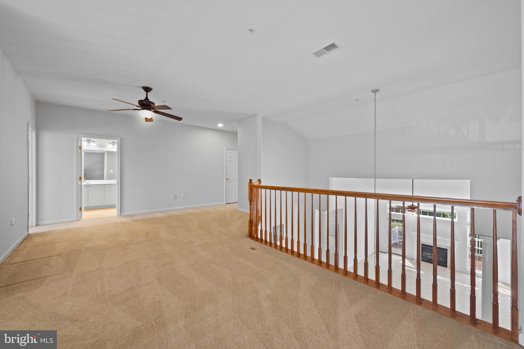 3025 Homeland Way #118