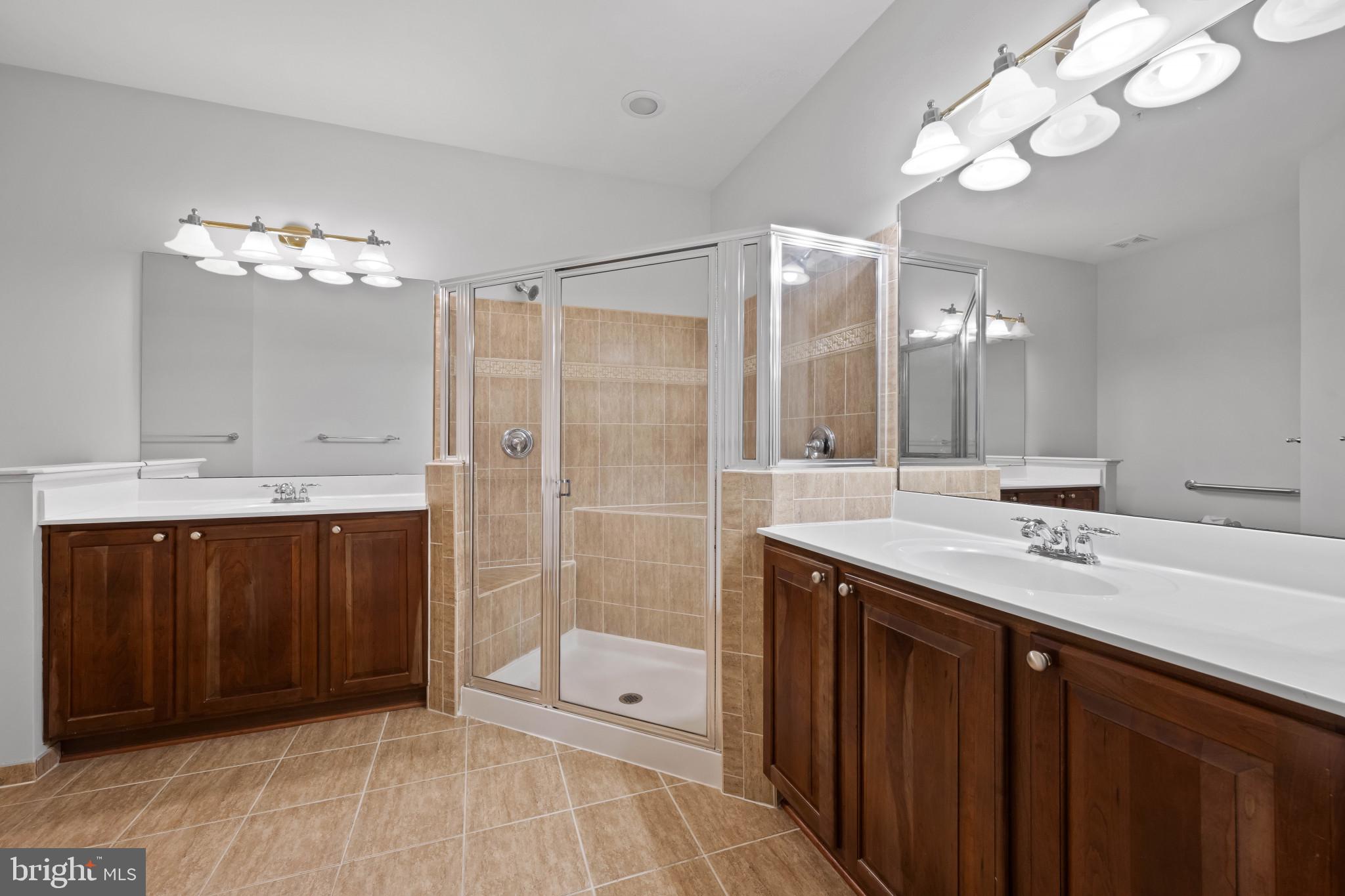 3025 Homeland Way #118