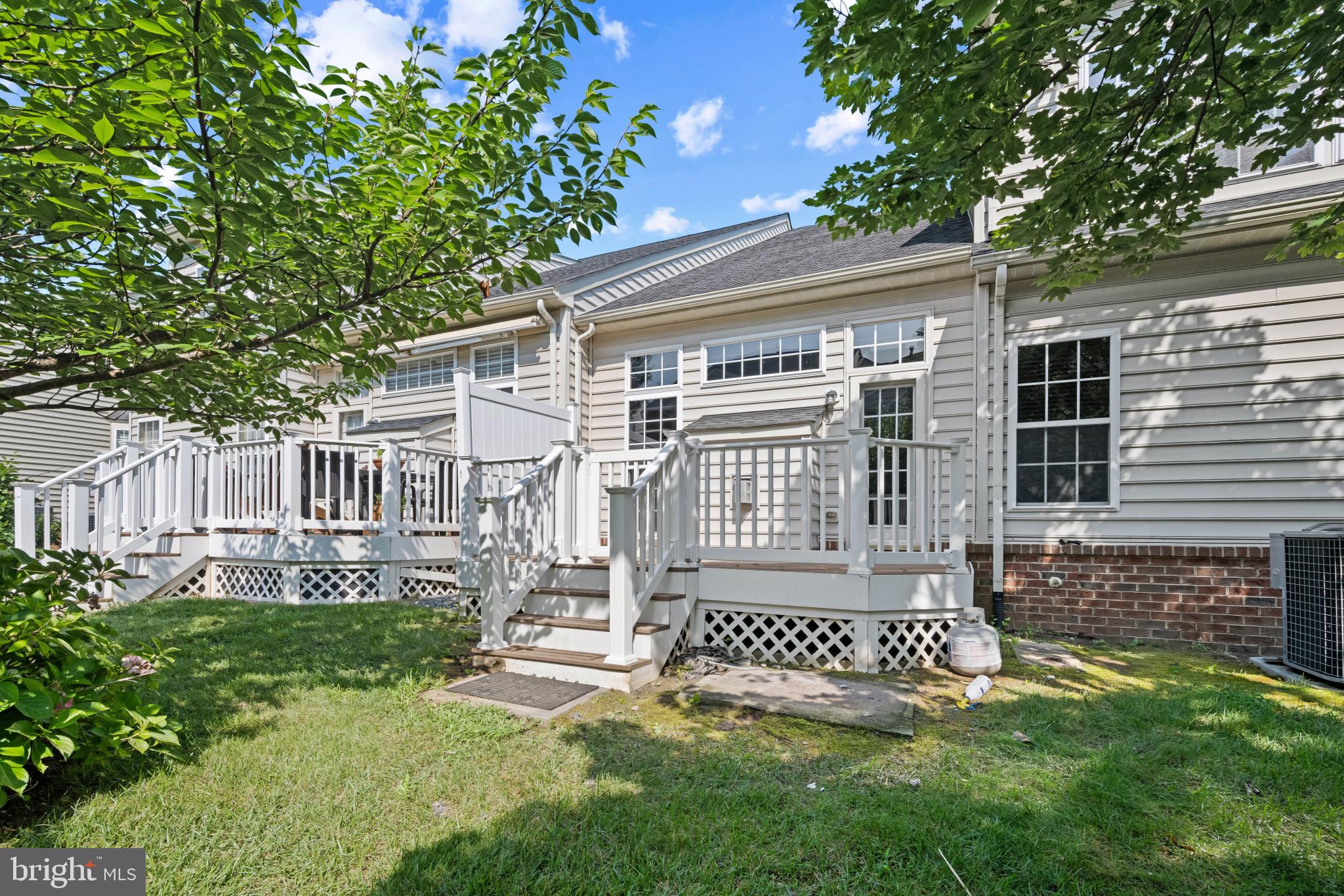 3025 Homeland Way #118