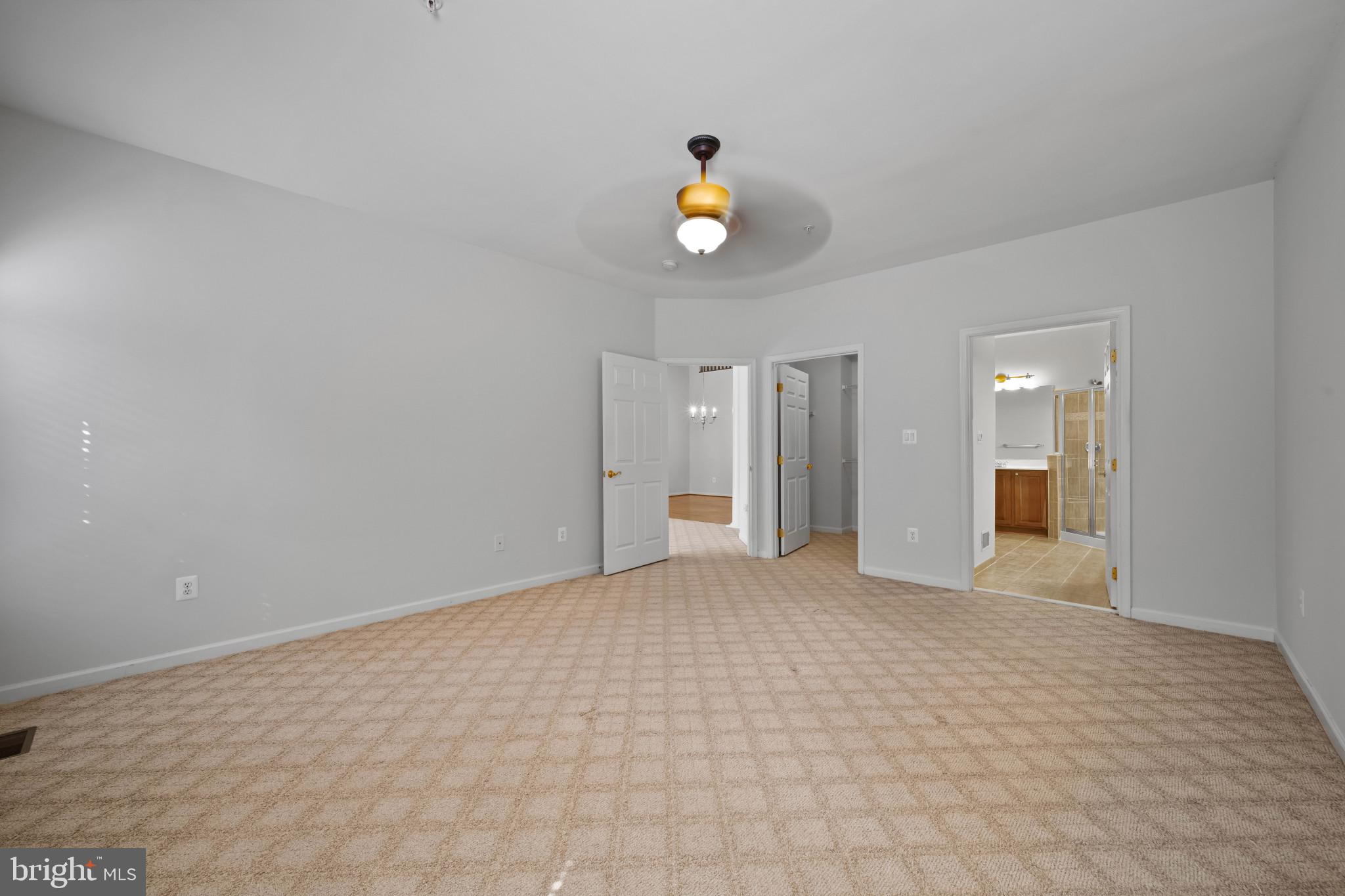 3025 Homeland Way #118