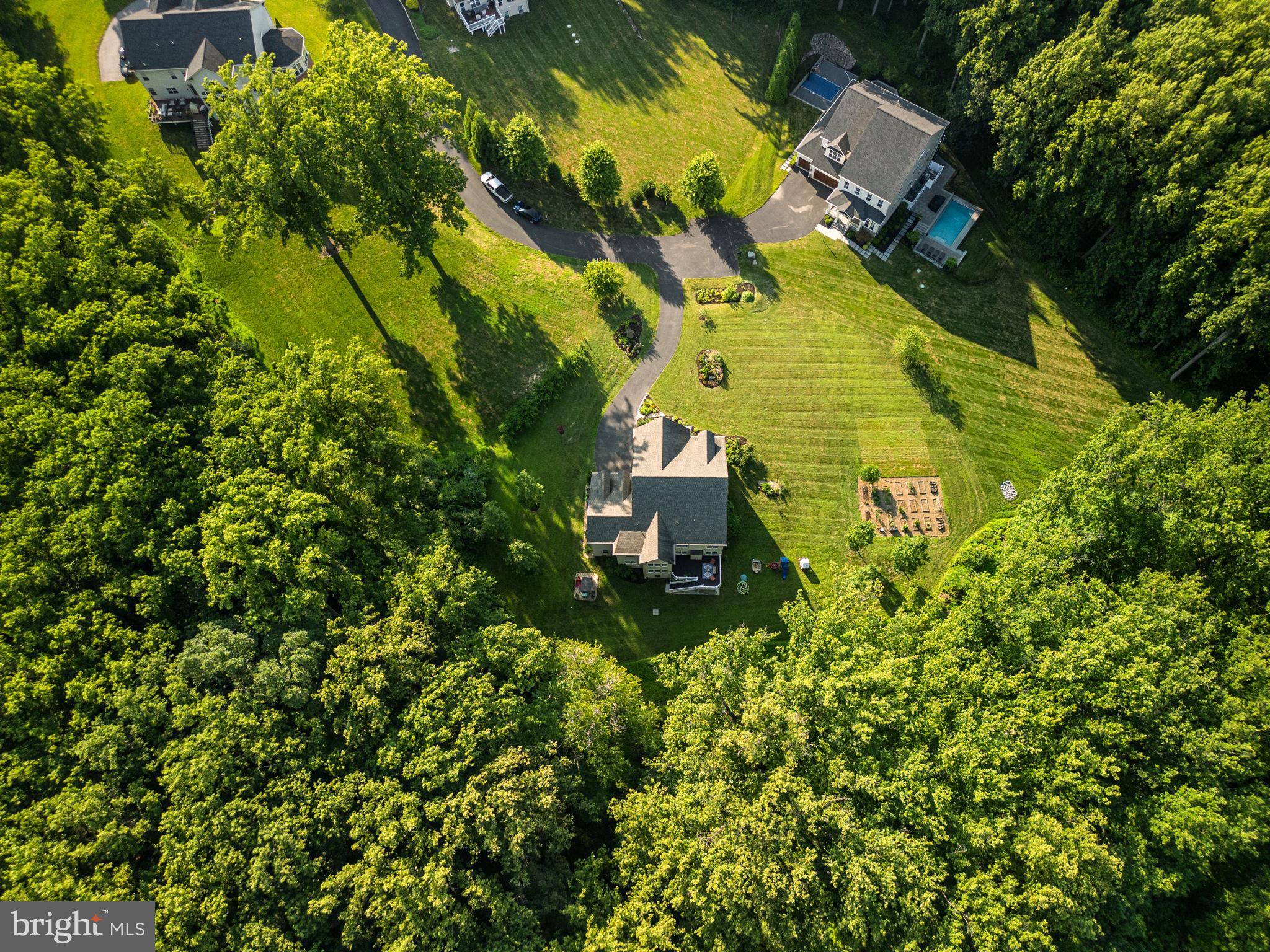 11040 Fuzzy Hollow Way