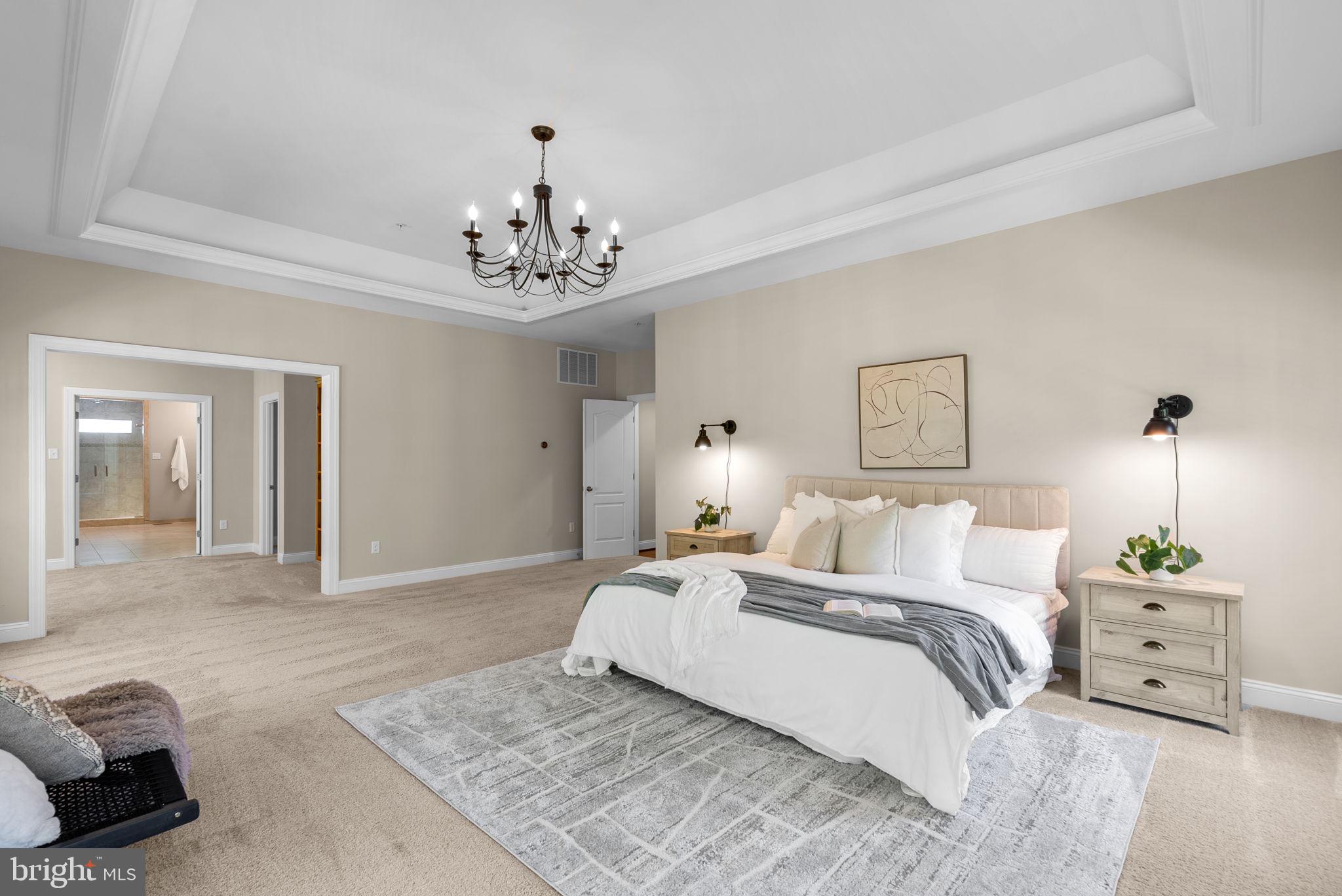 11040 Fuzzy Hollow Way