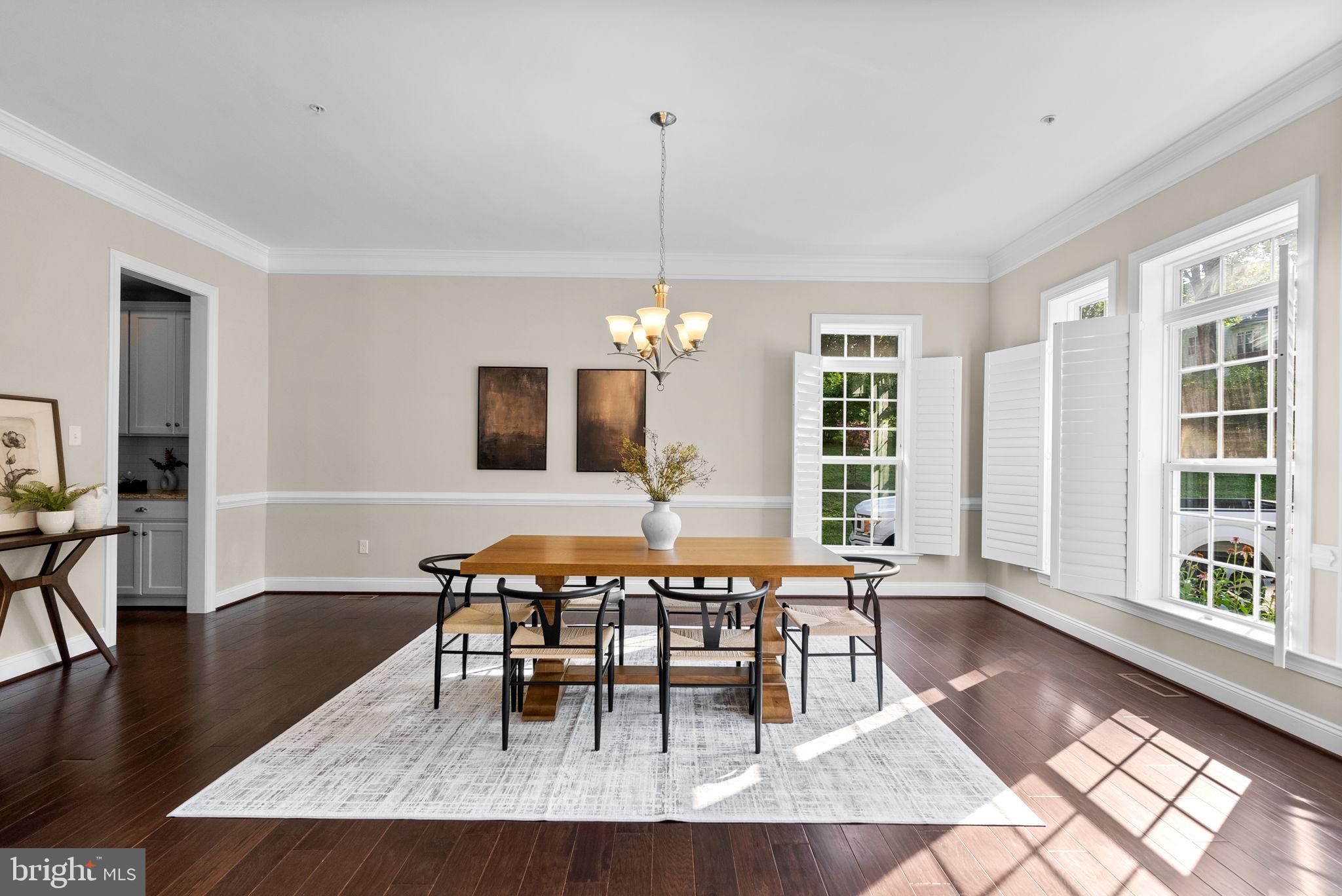 11040 Fuzzy Hollow Way