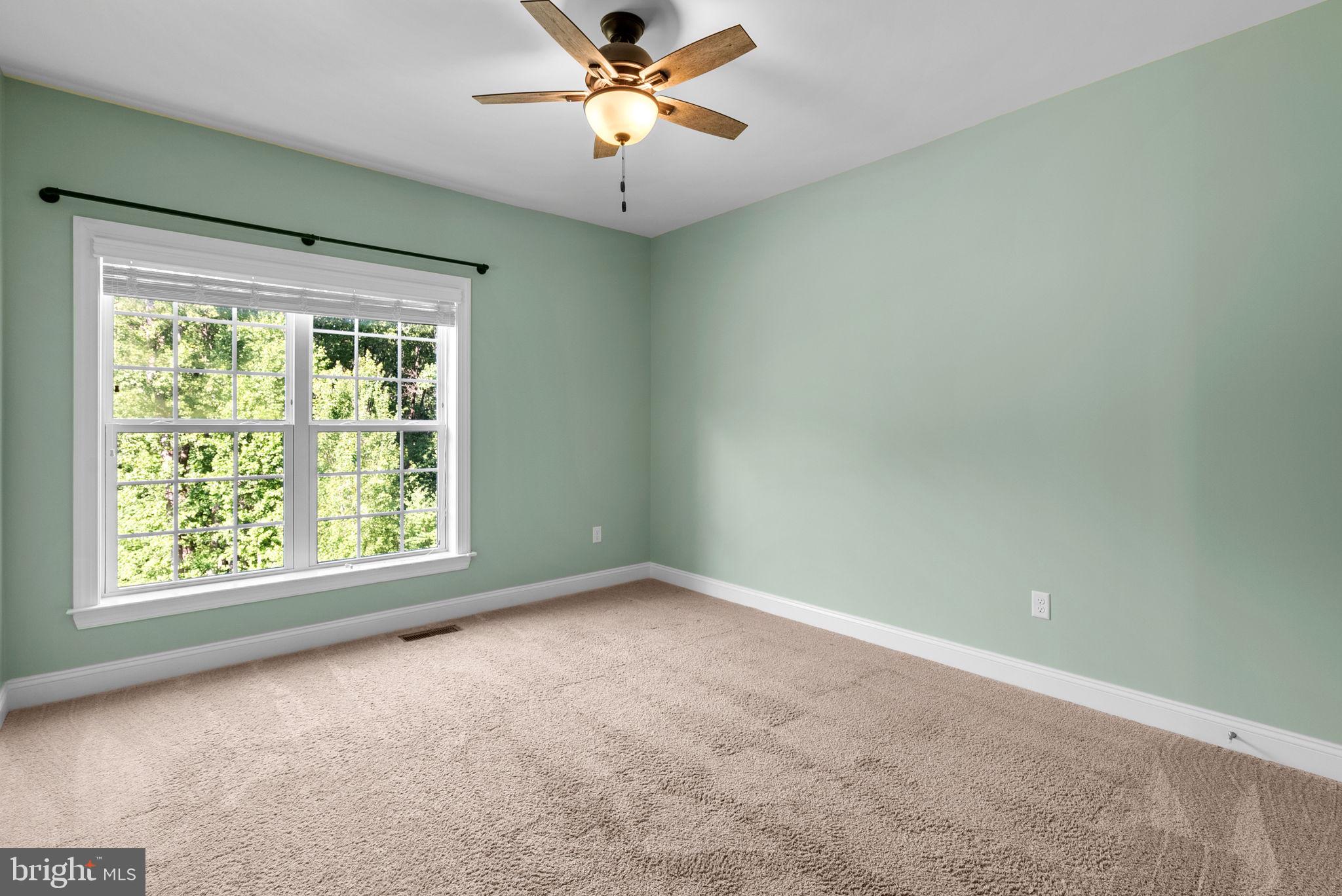 11040 Fuzzy Hollow Way