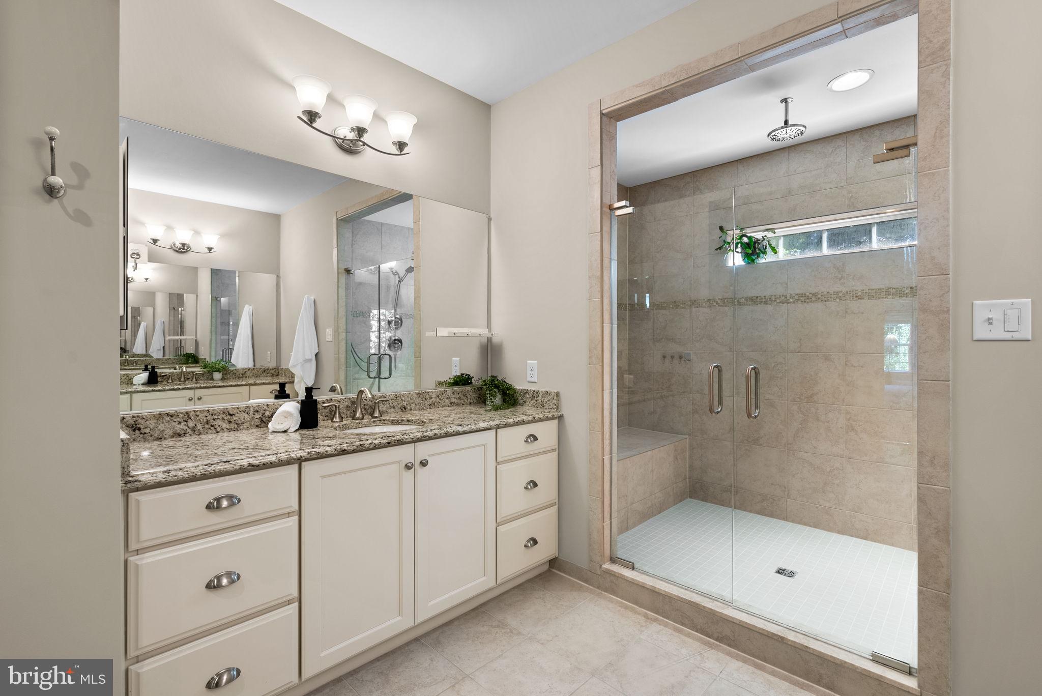 11040 Fuzzy Hollow Way