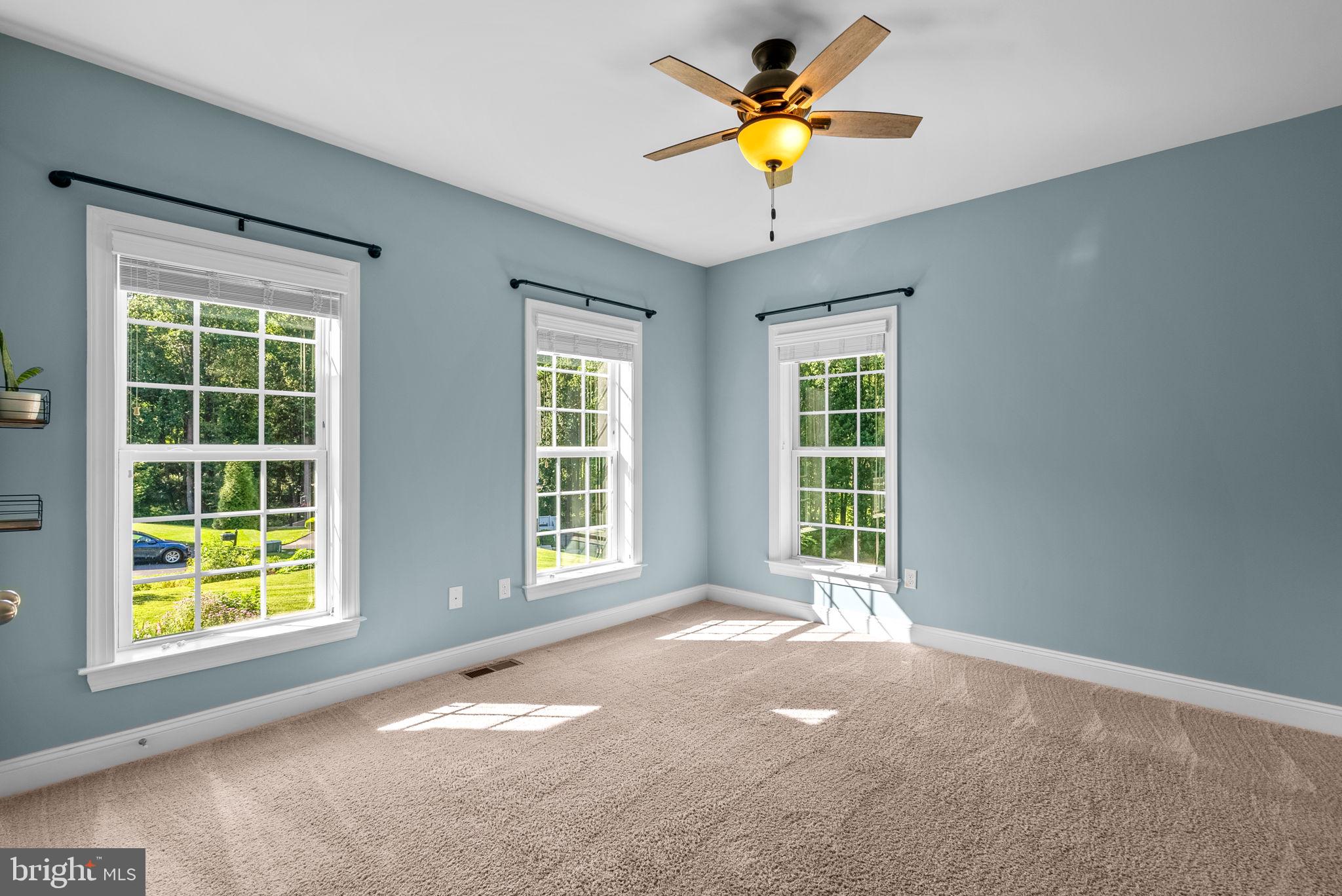 11040 Fuzzy Hollow Way