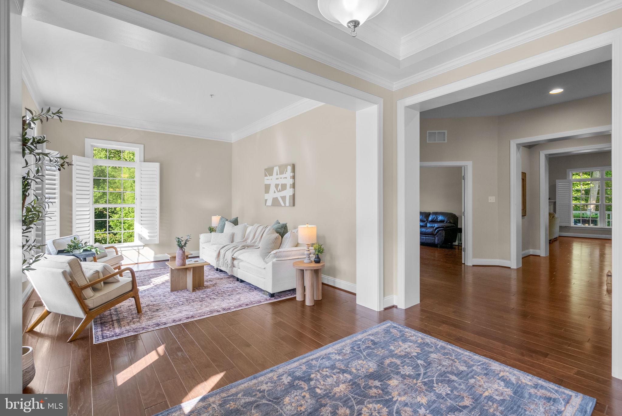 11040 Fuzzy Hollow Way