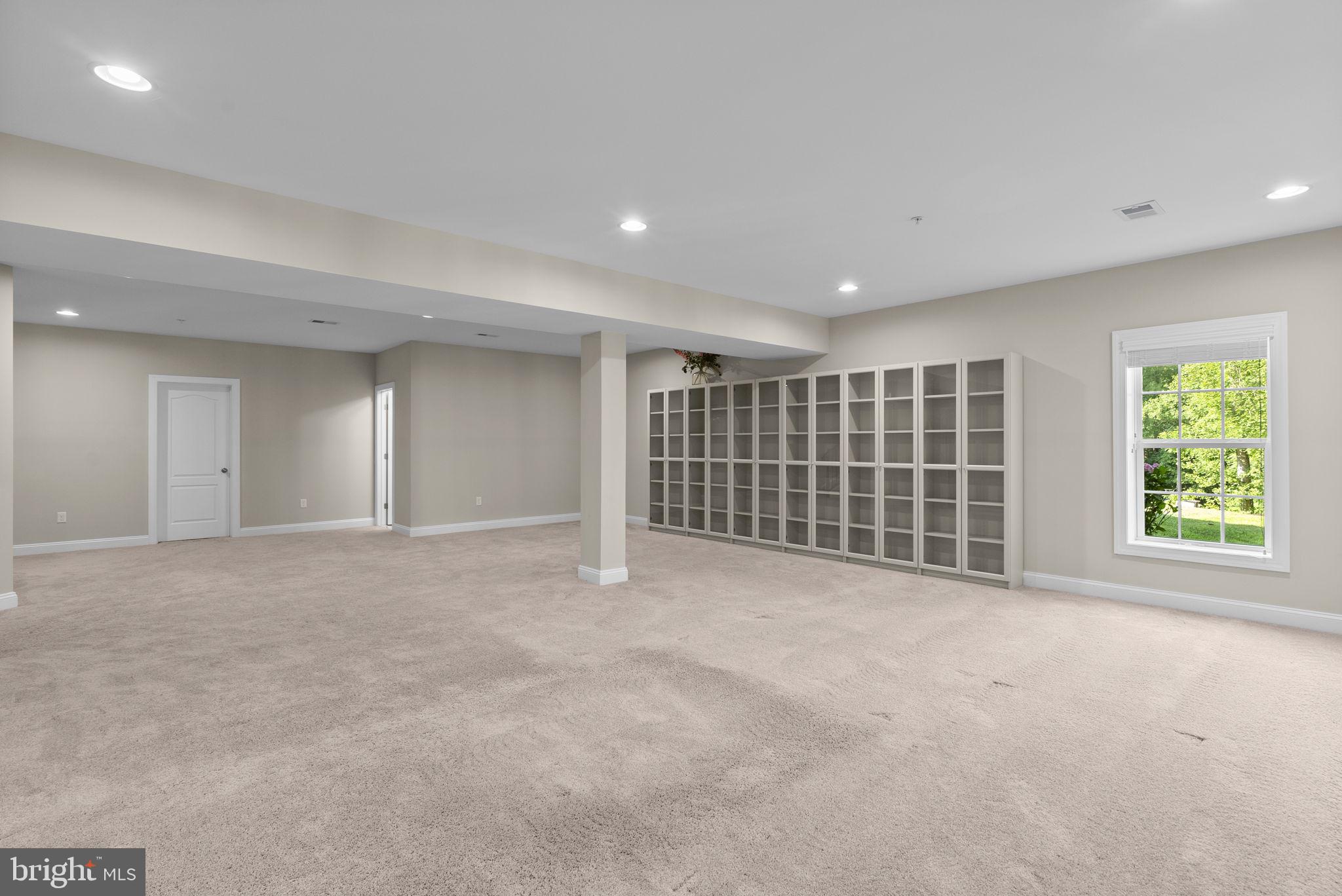 11040 Fuzzy Hollow Way