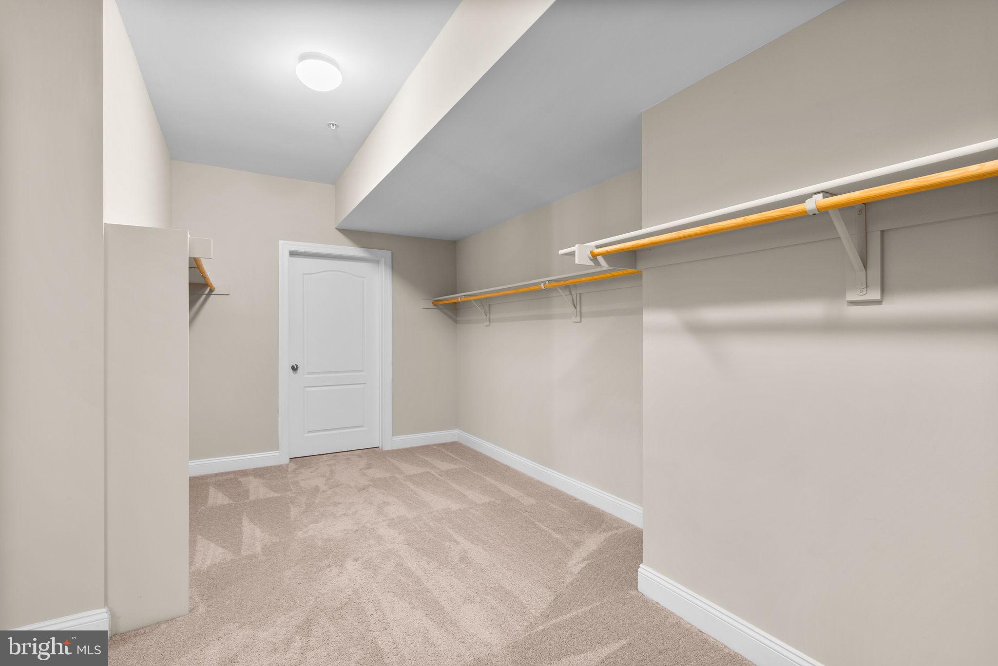 11040 Fuzzy Hollow Way