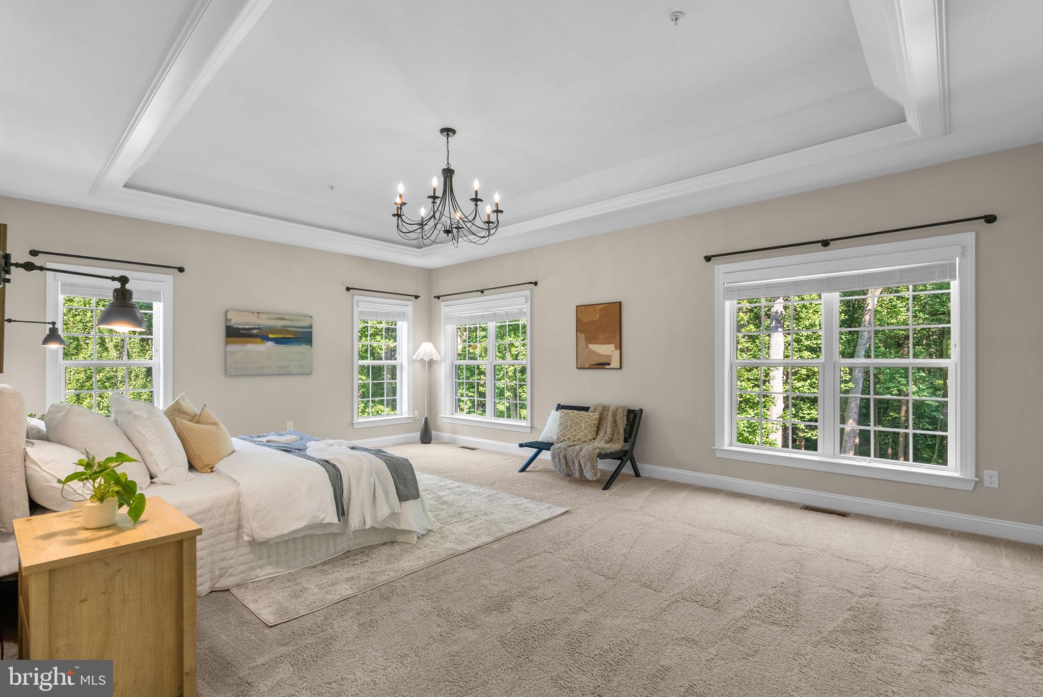 11040 Fuzzy Hollow Way