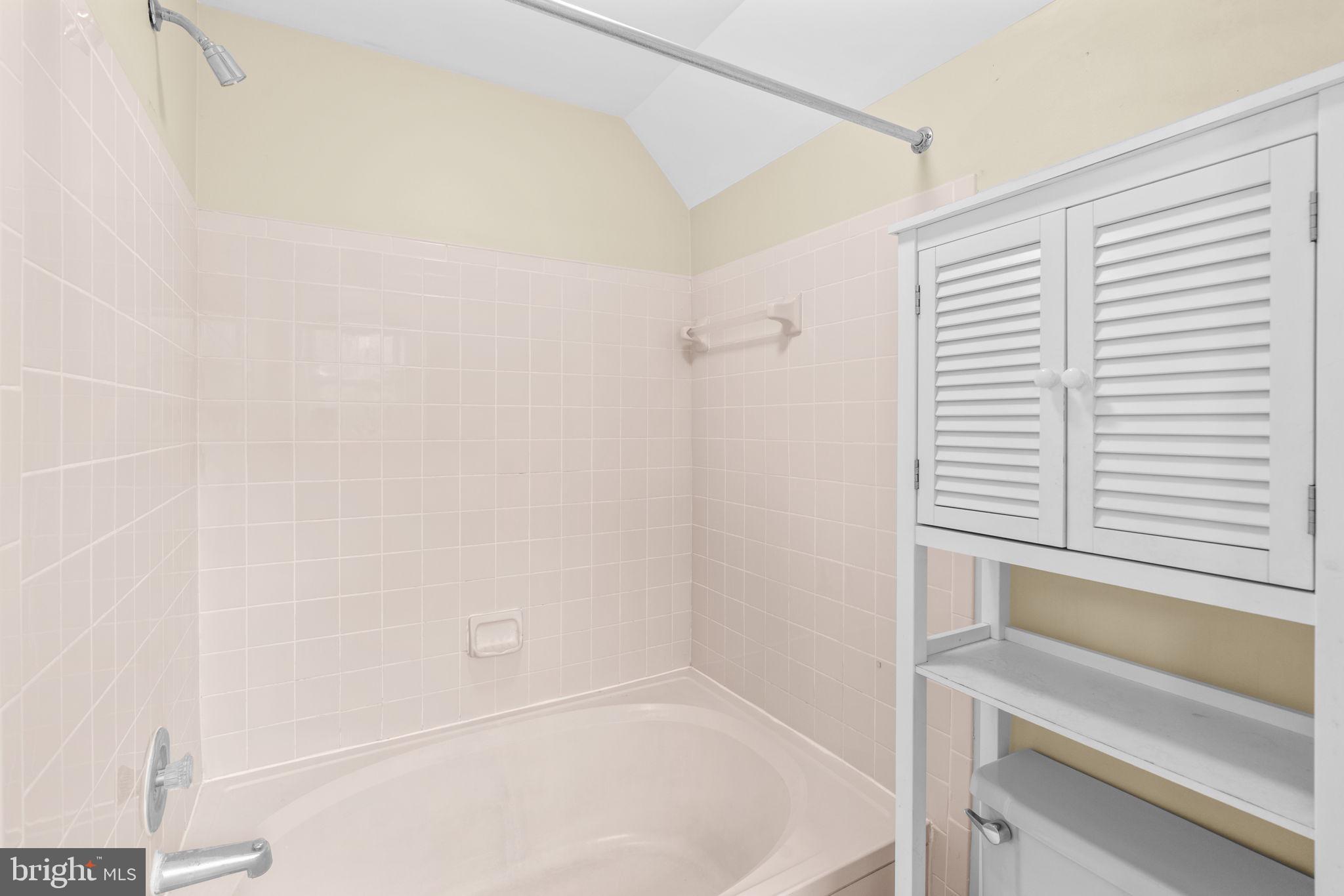 8540 HARVEST VIEW CT