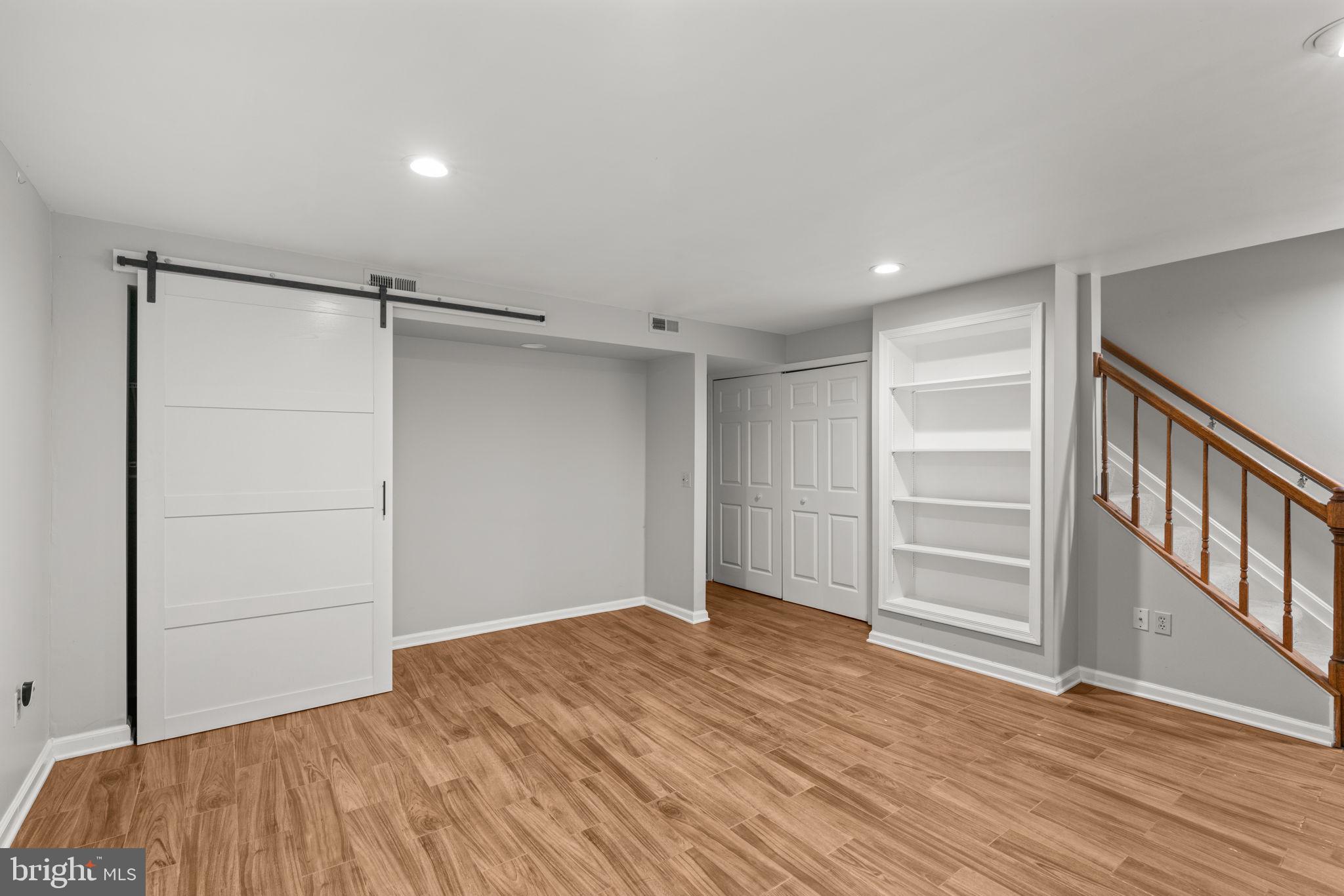 8540 HARVEST VIEW CT