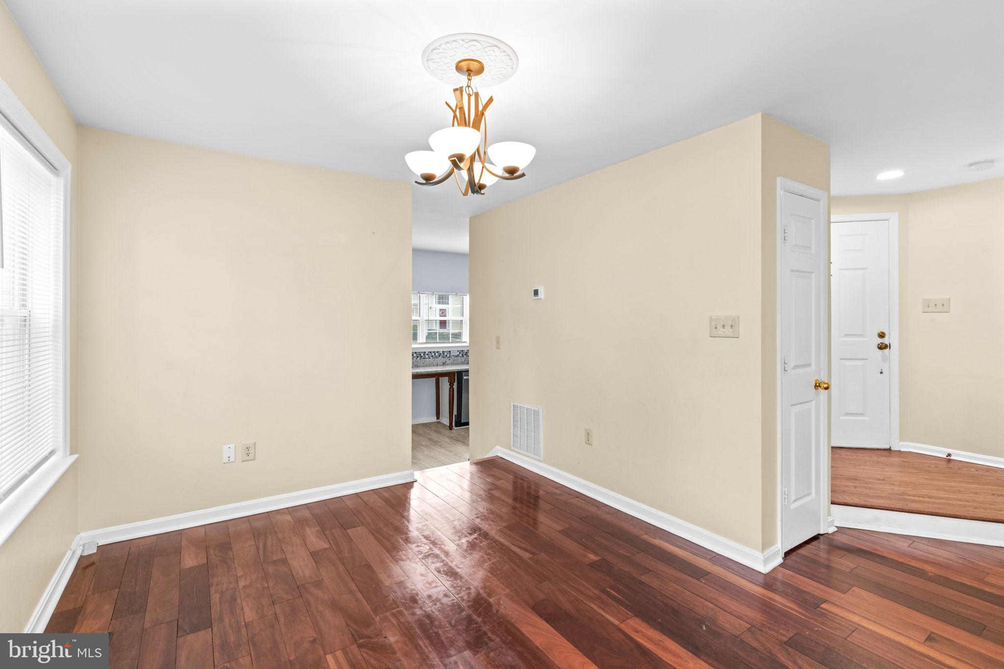 8540 HARVEST VIEW CT