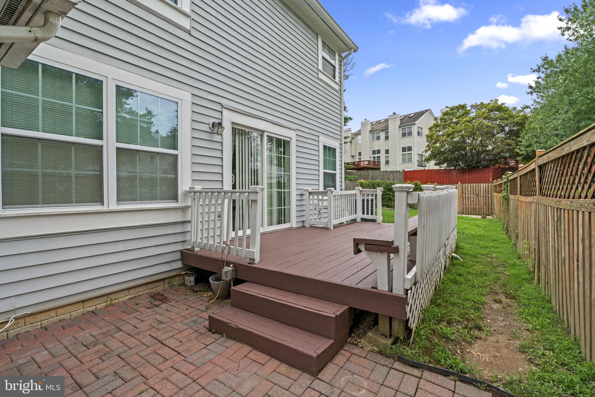 8540 HARVEST VIEW CT