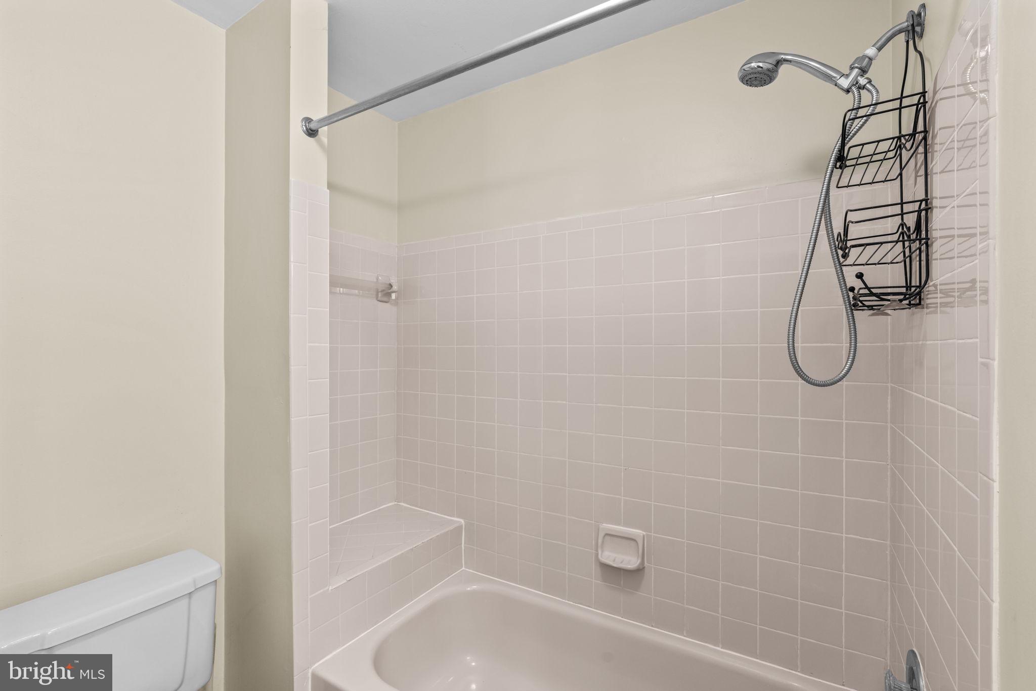 8540 HARVEST VIEW CT